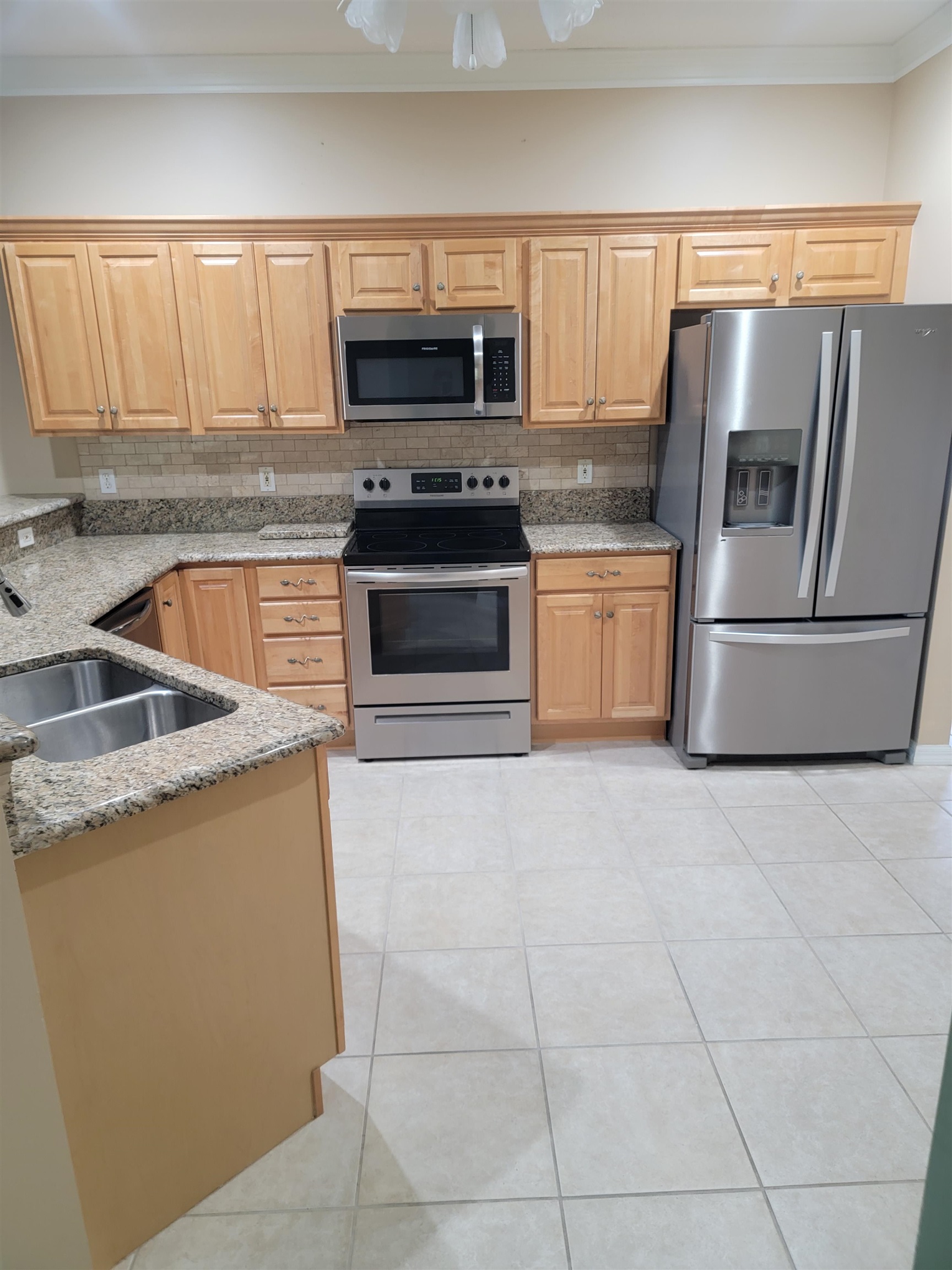 Image 14 of 64 For 348 San Nicolas Way