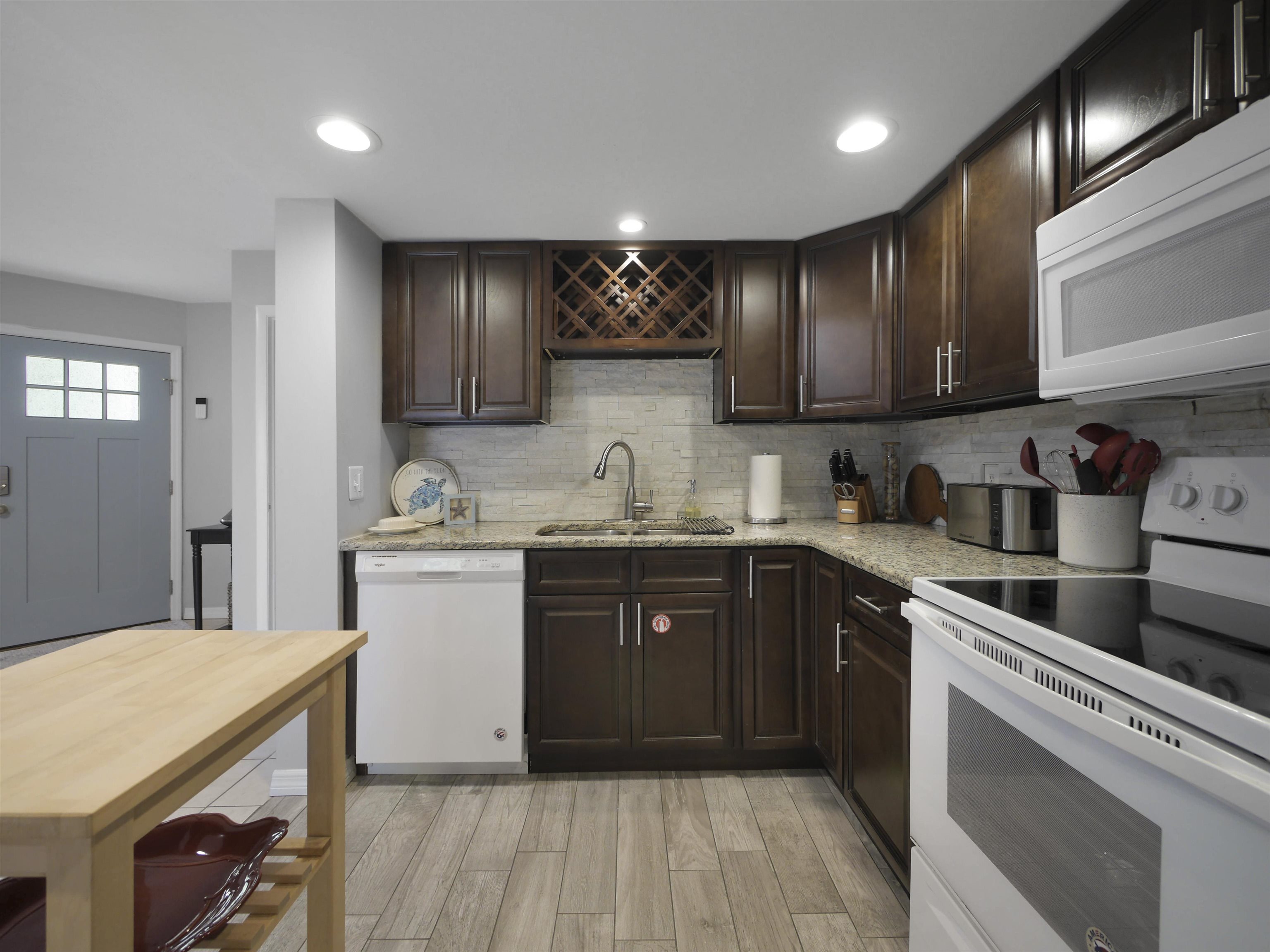 Image 10 of 32 For 3604 Windjammer Ln