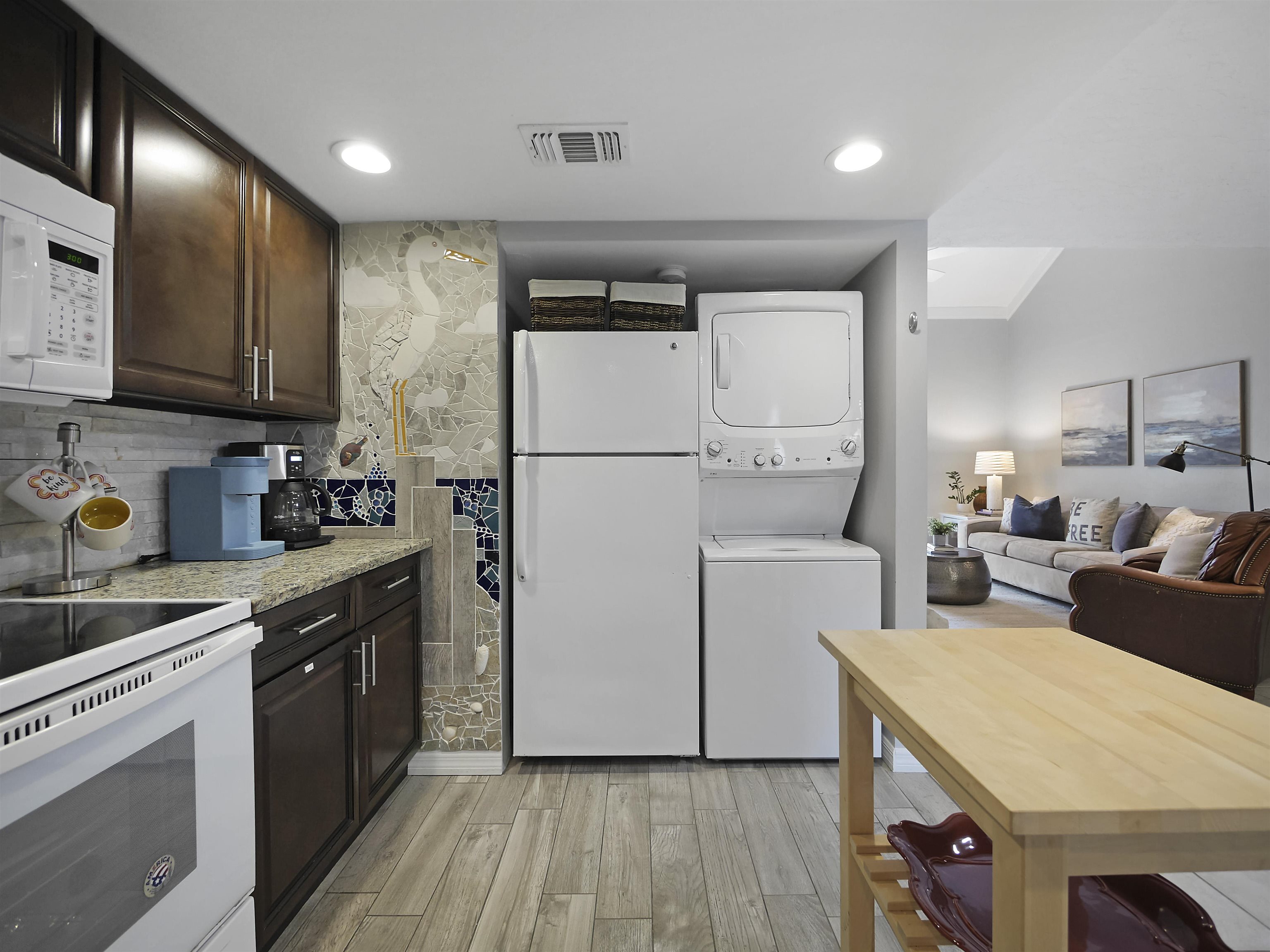 Image 11 of 32 For 3604 Windjammer Ln
