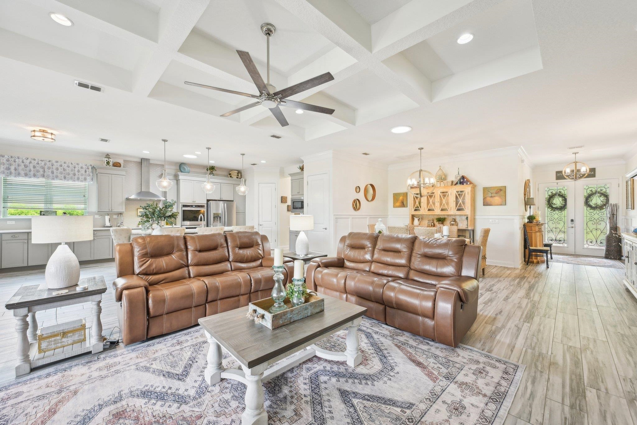 Image 10 of 70 For 15 Deerfield Meadows Cir