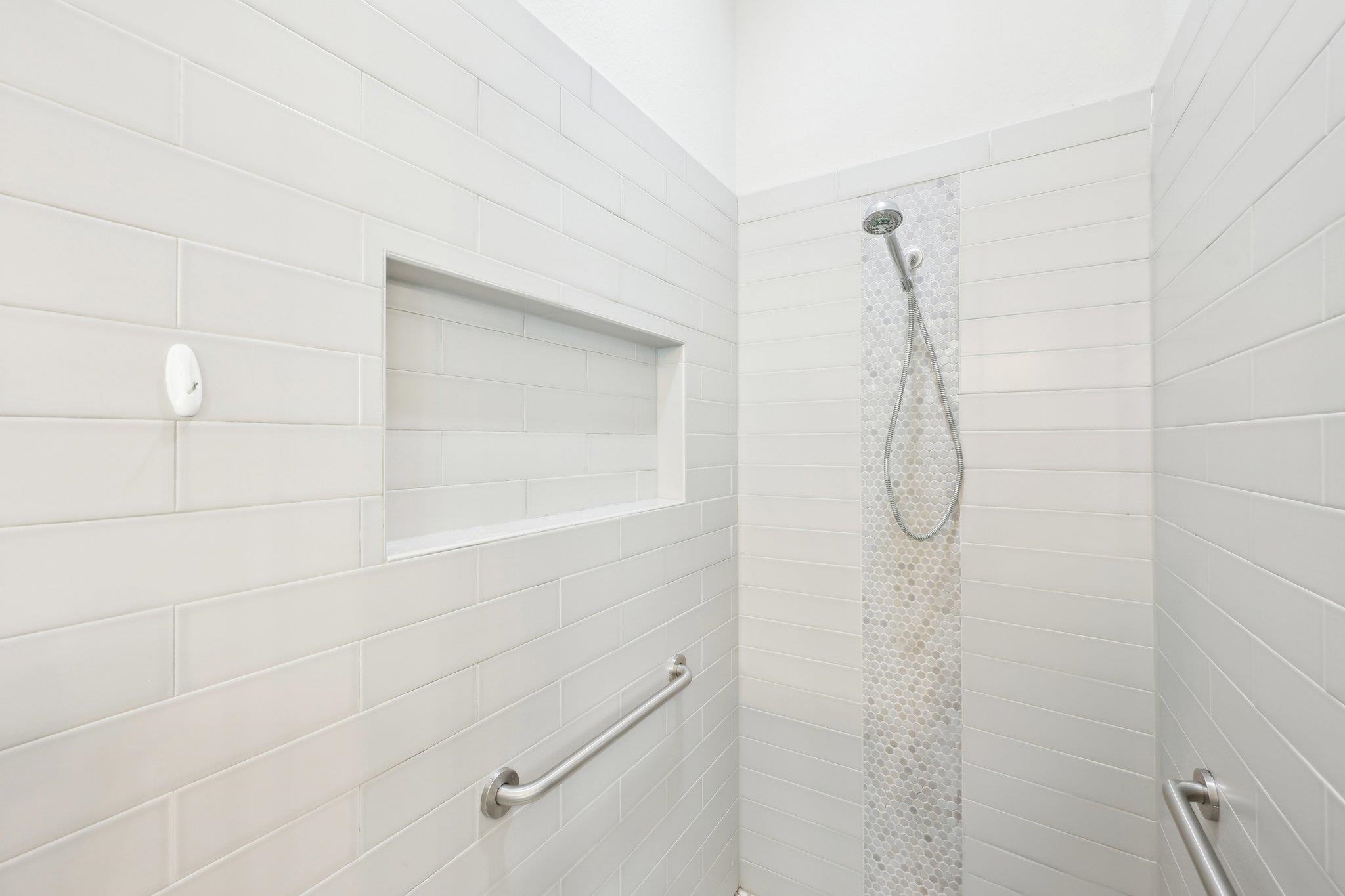 Image 27 of 70 For 15 Deerfield Meadows Cir