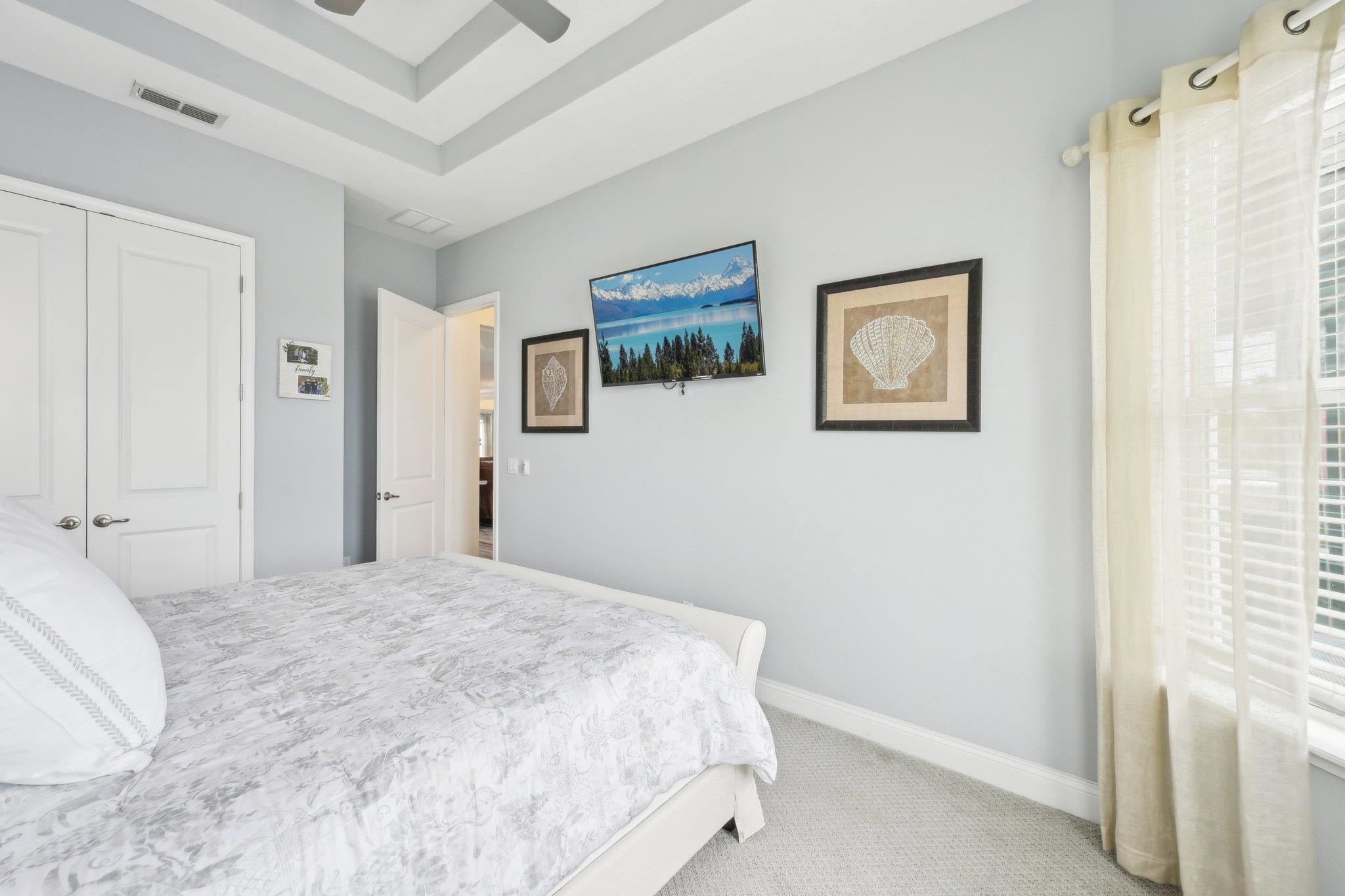 Image 31 of 70 For 15 Deerfield Meadows Cir