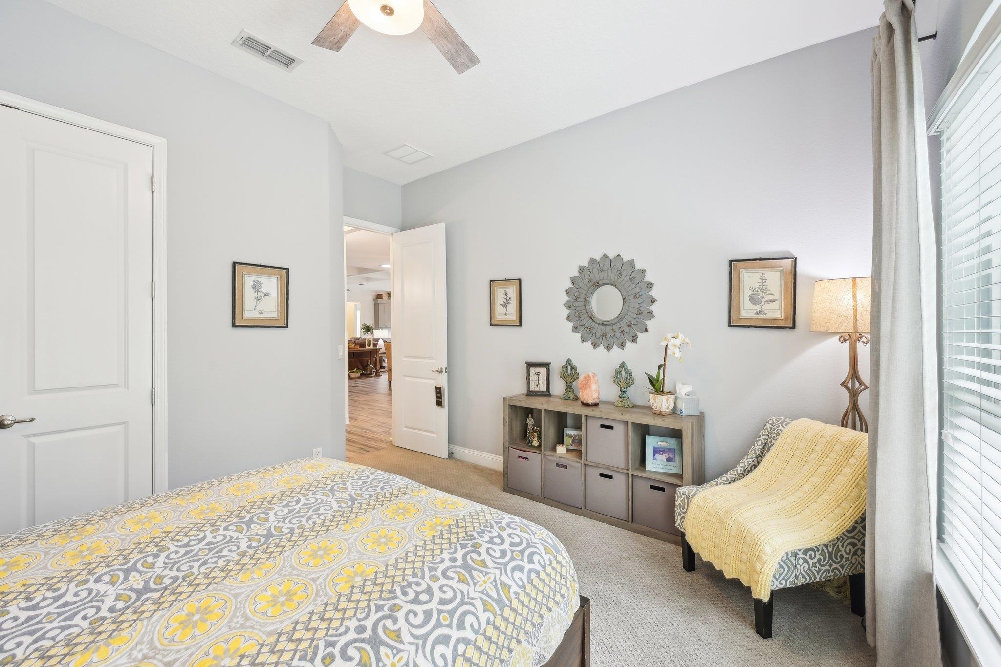 Image 33 of 70 For 15 Deerfield Meadows Cir