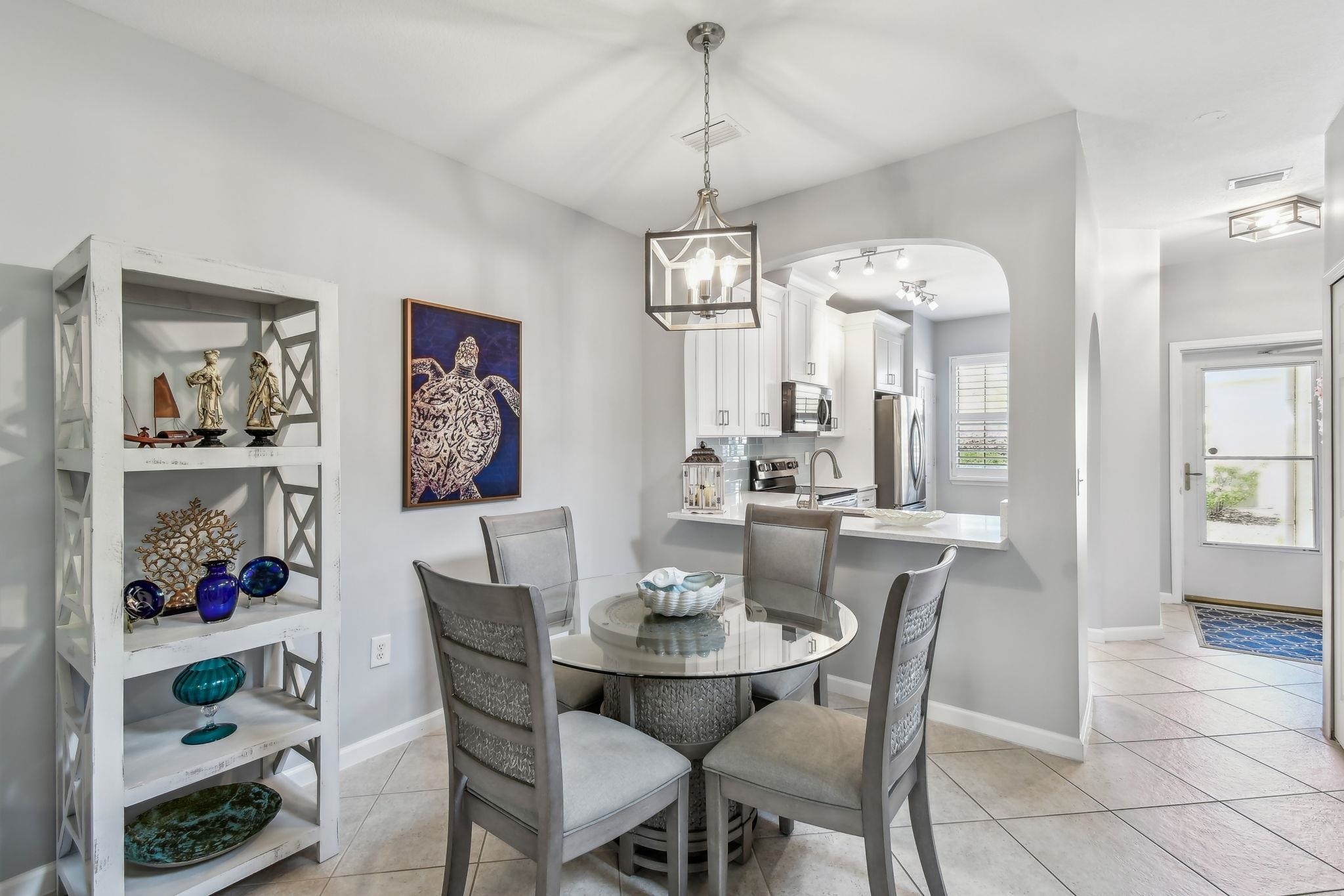 Image 12 of 51 For 4711 Serena Circle