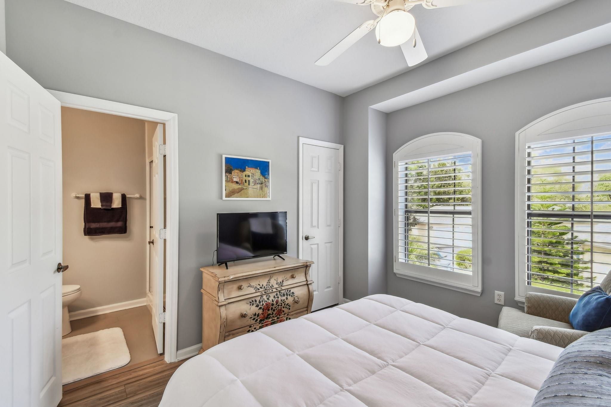 Image 22 of 51 For 4711 Serena Circle