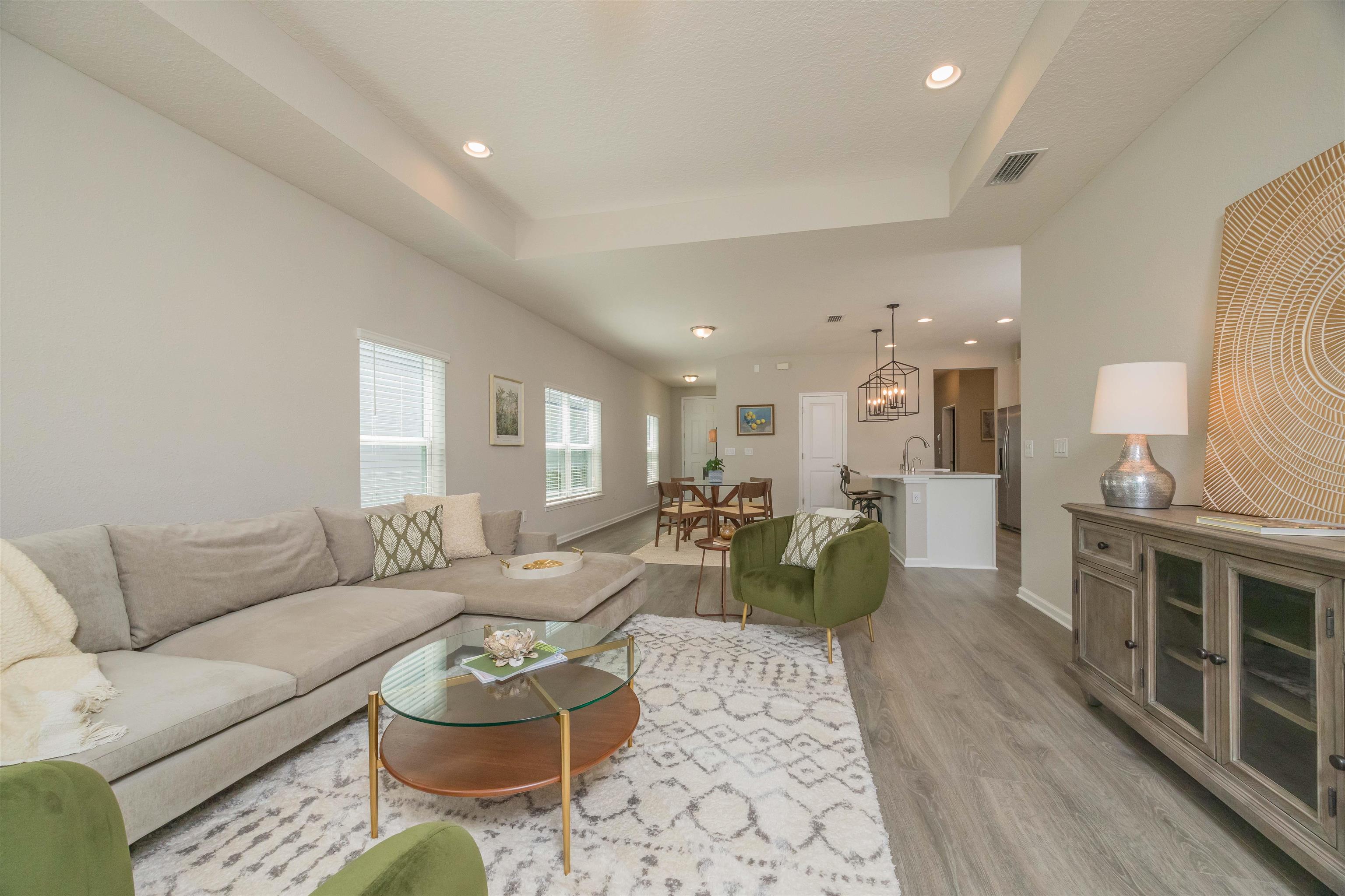 Image 22 of 87 For 98 Windermere Way