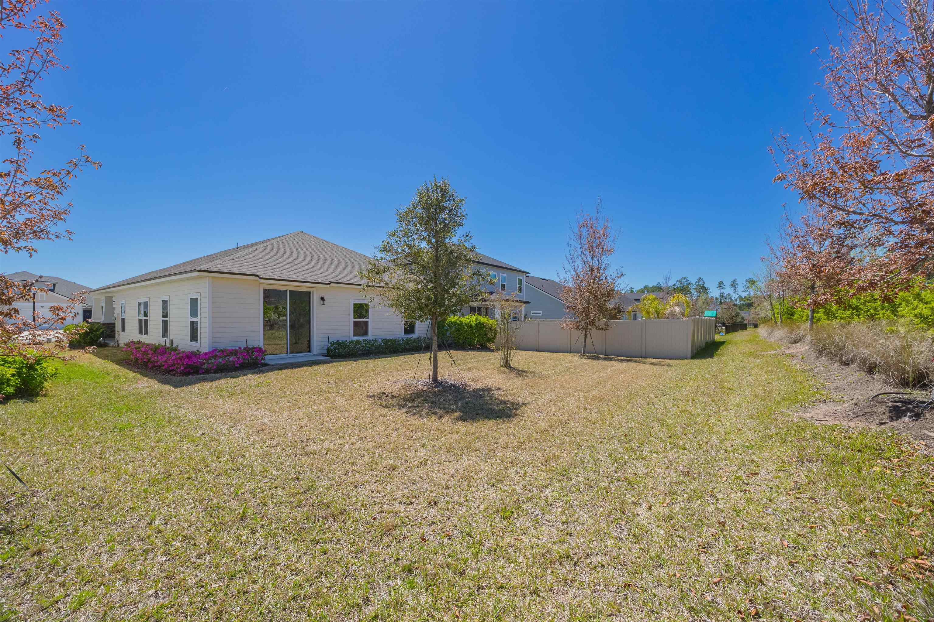 Image 46 of 87 For 98 Windermere Way