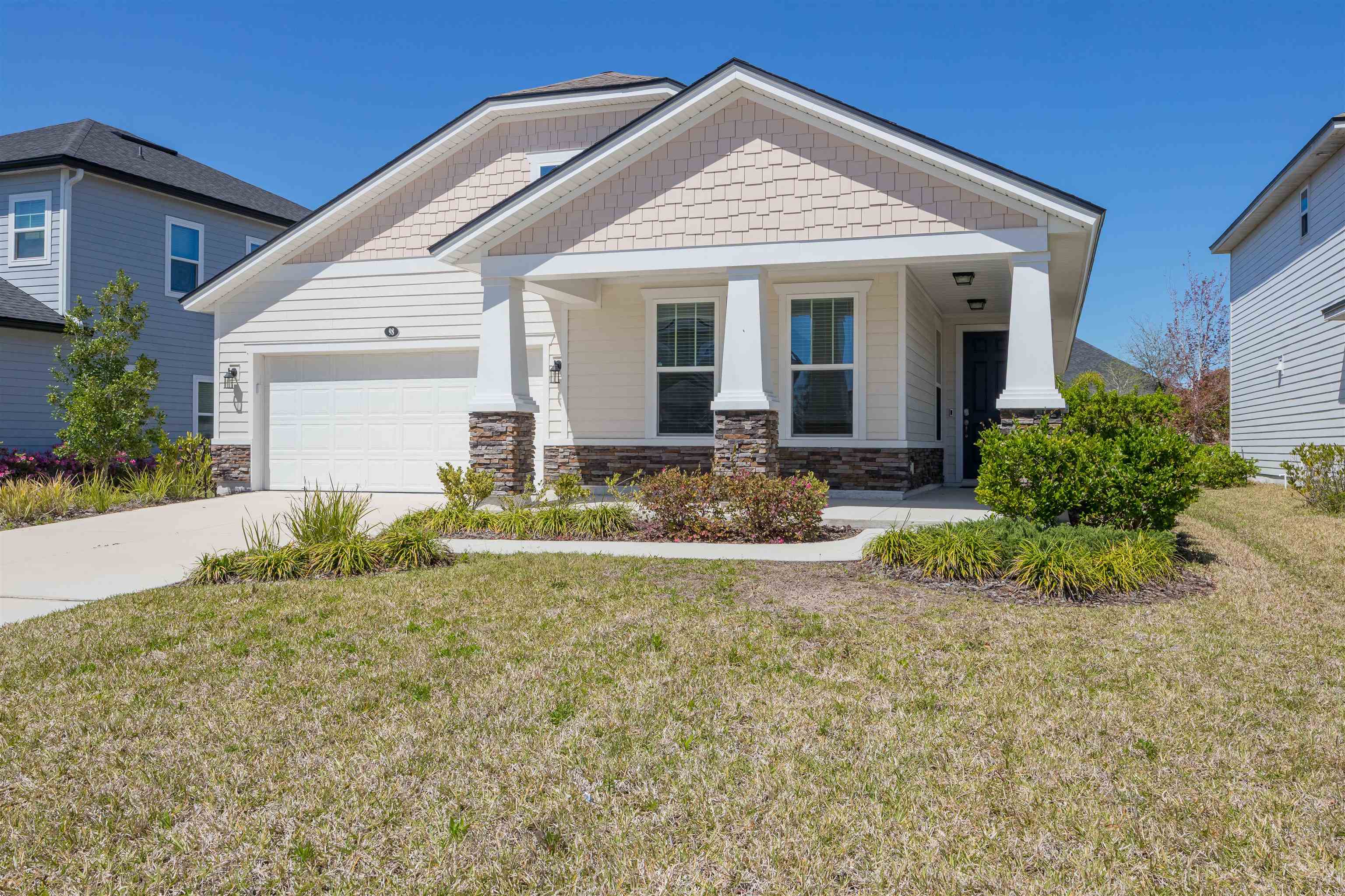 Image 6 of 87 For 98 Windermere Way