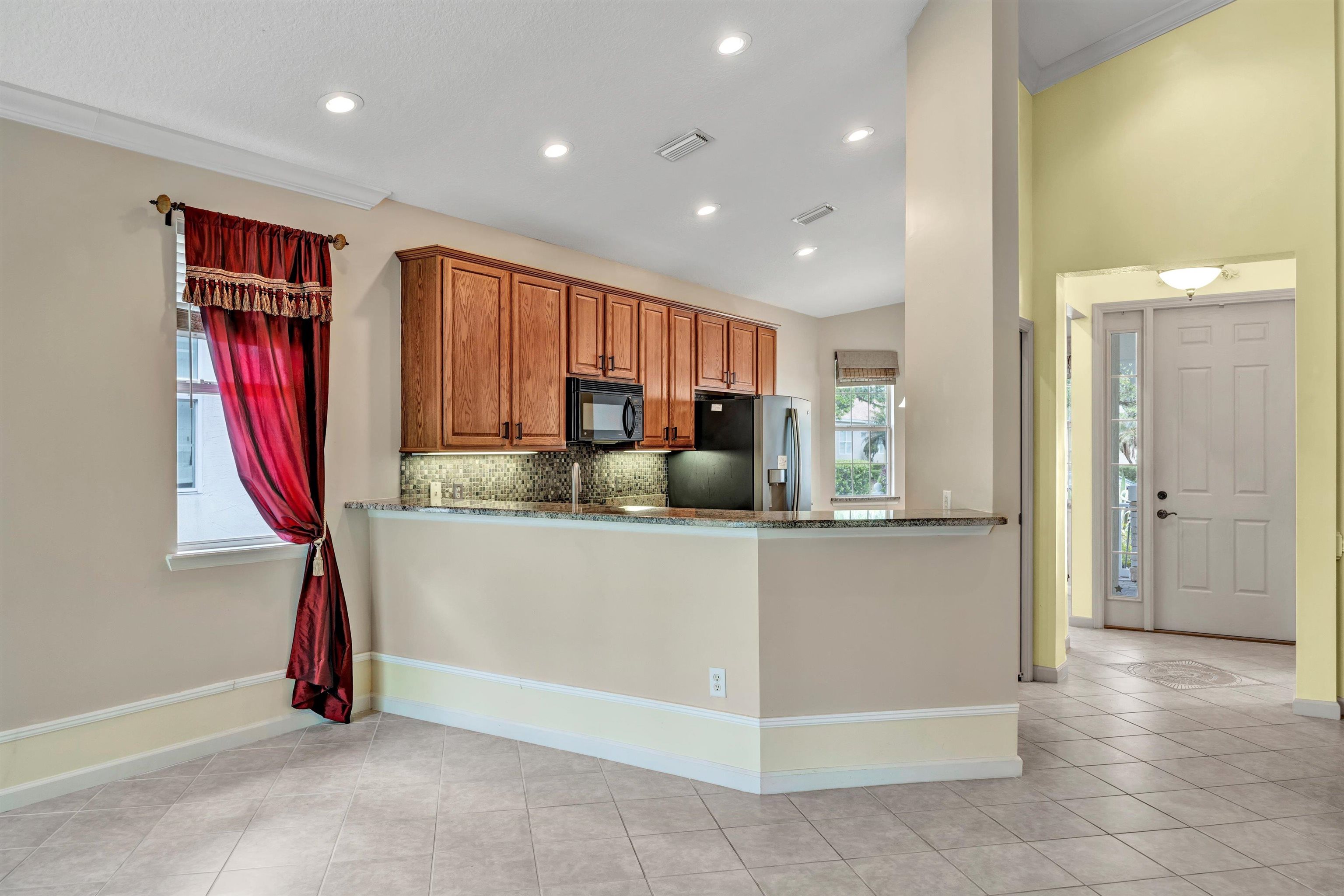 Image 13 of 64 For 608 Copperhead Circle