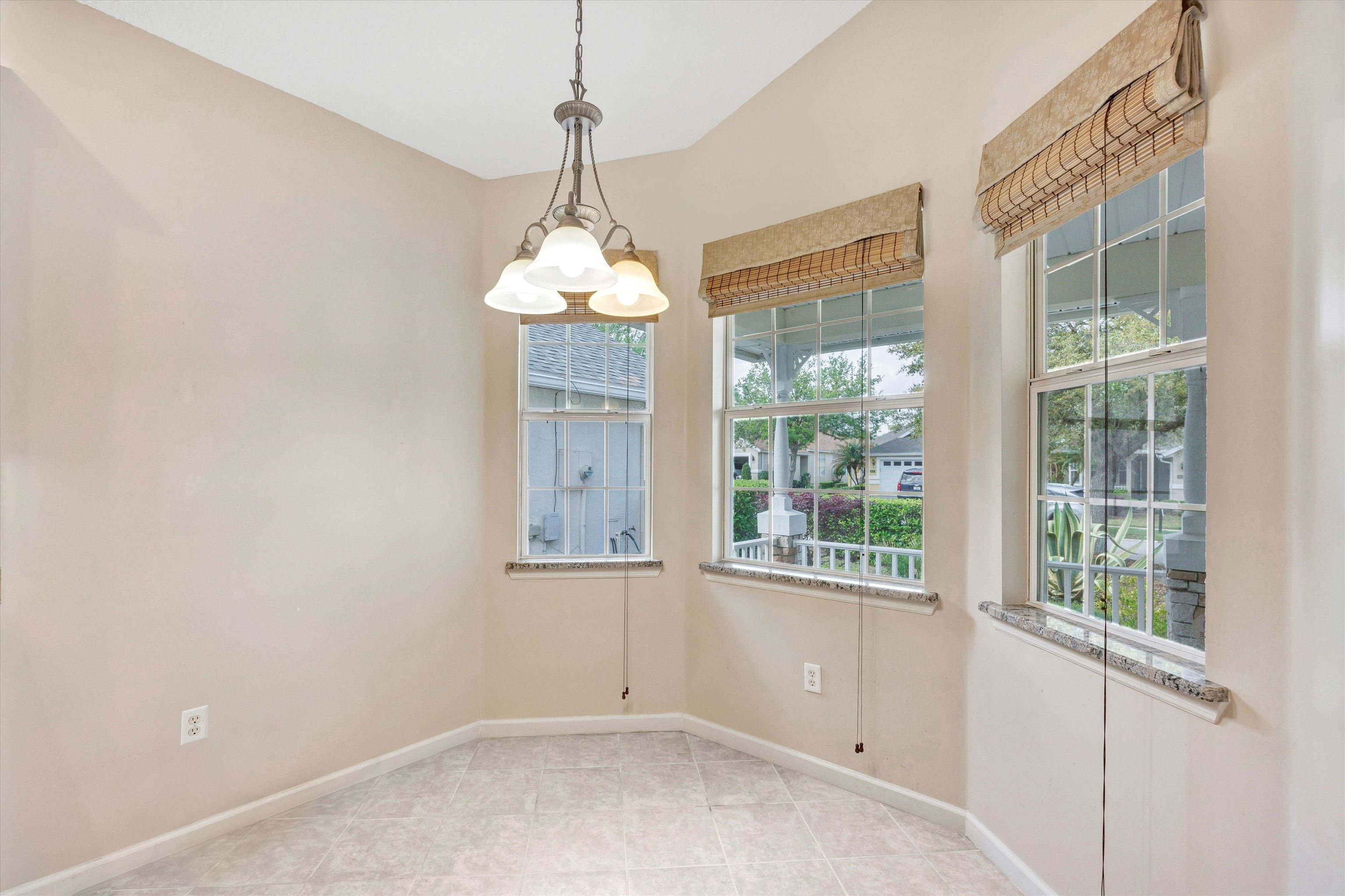 Image 6 of 64 For 608 Copperhead Circle