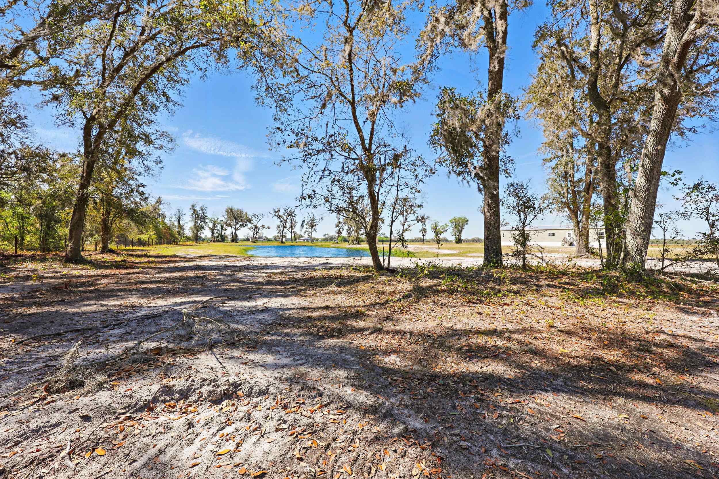 Image 45 of 49 For 4984 Canal Rd