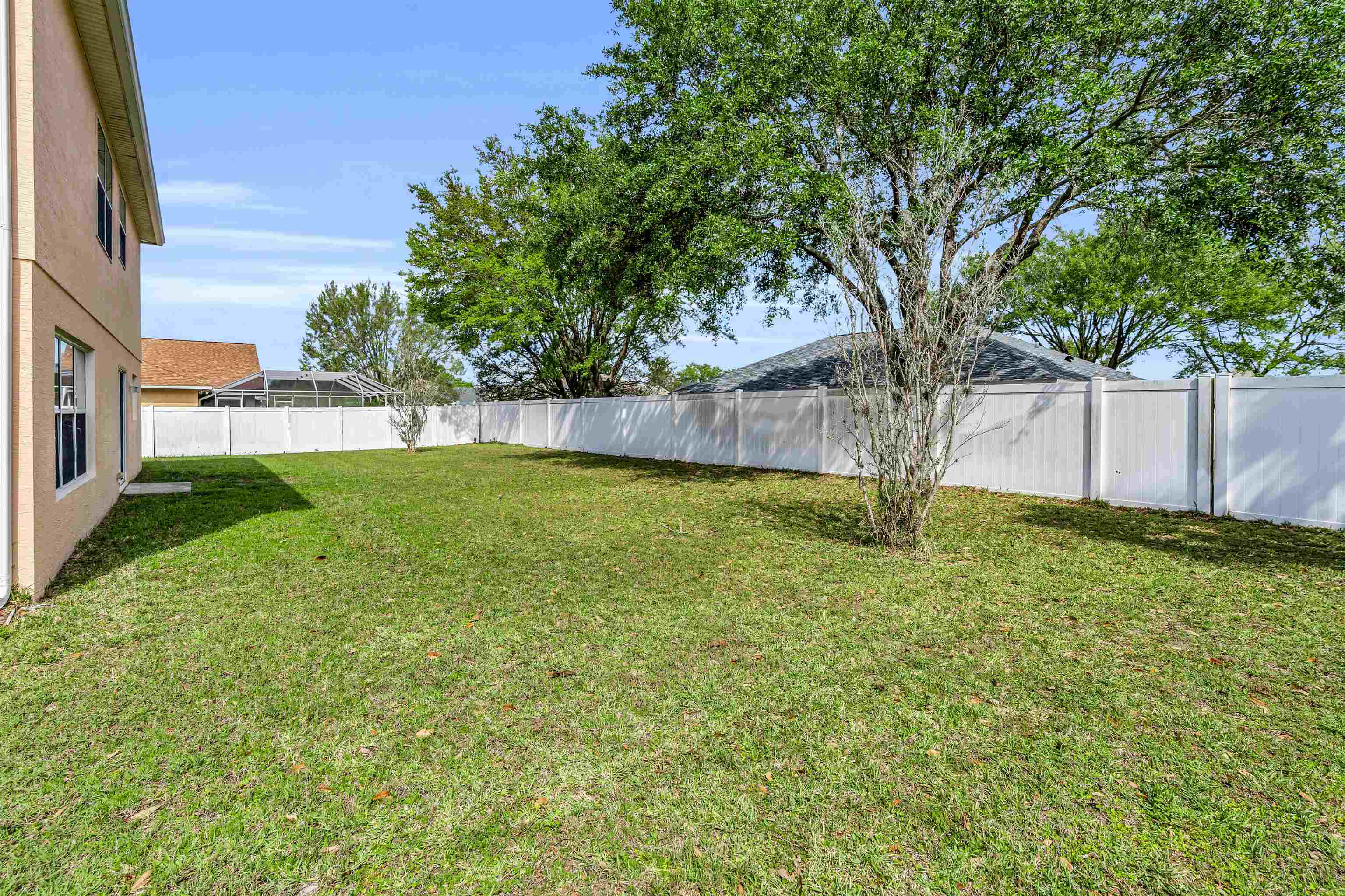 Image 10 of 43 For 29 Louisville Dr