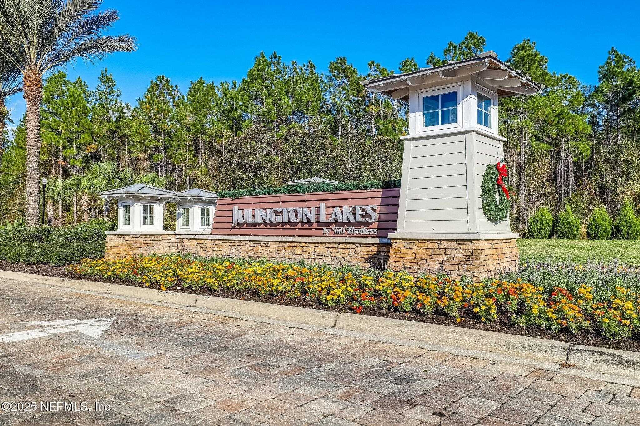 Image 50 of 59 For 220 Pine Haven Dr