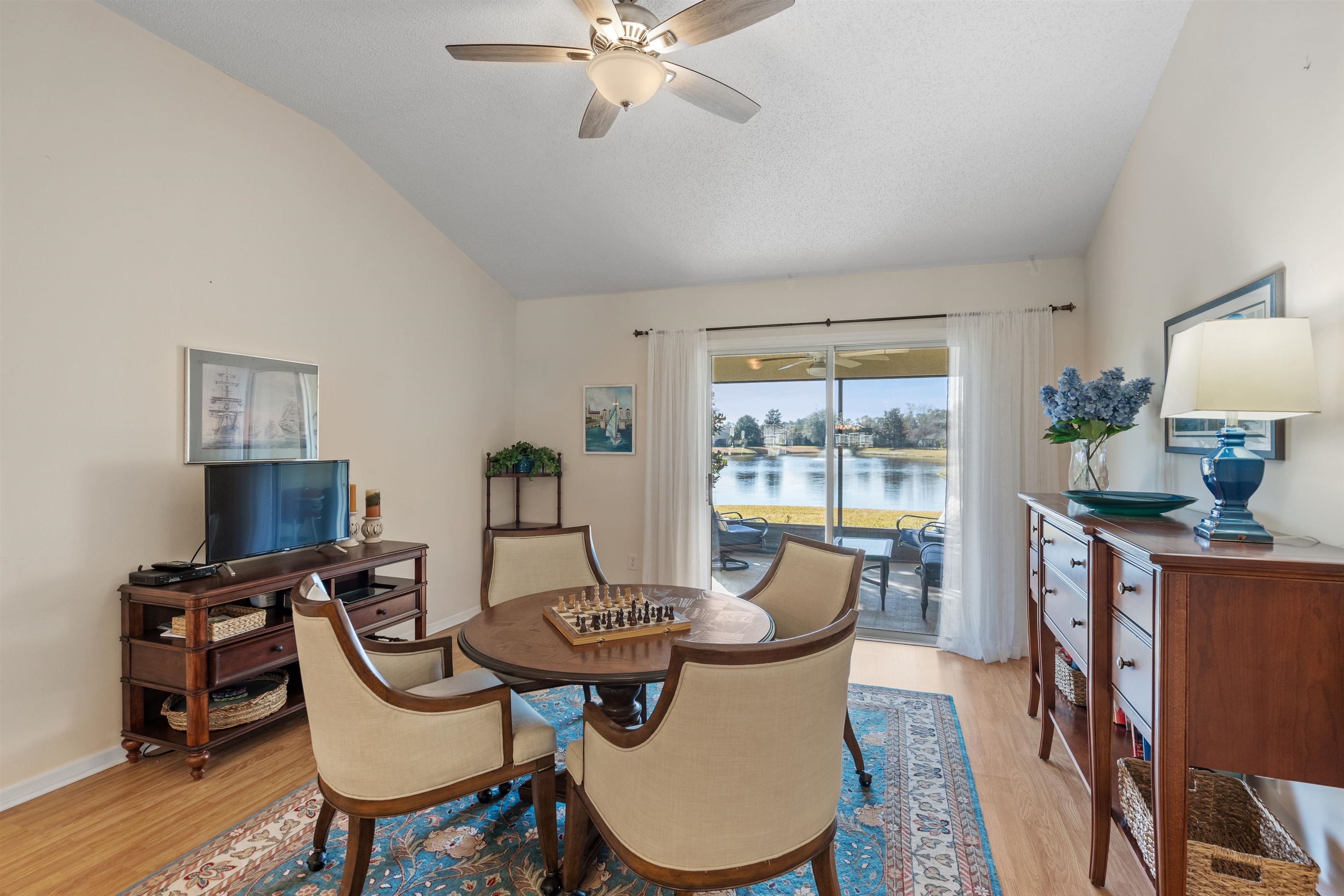 Image 11 of 53 For 913 Oak Arbor Cir