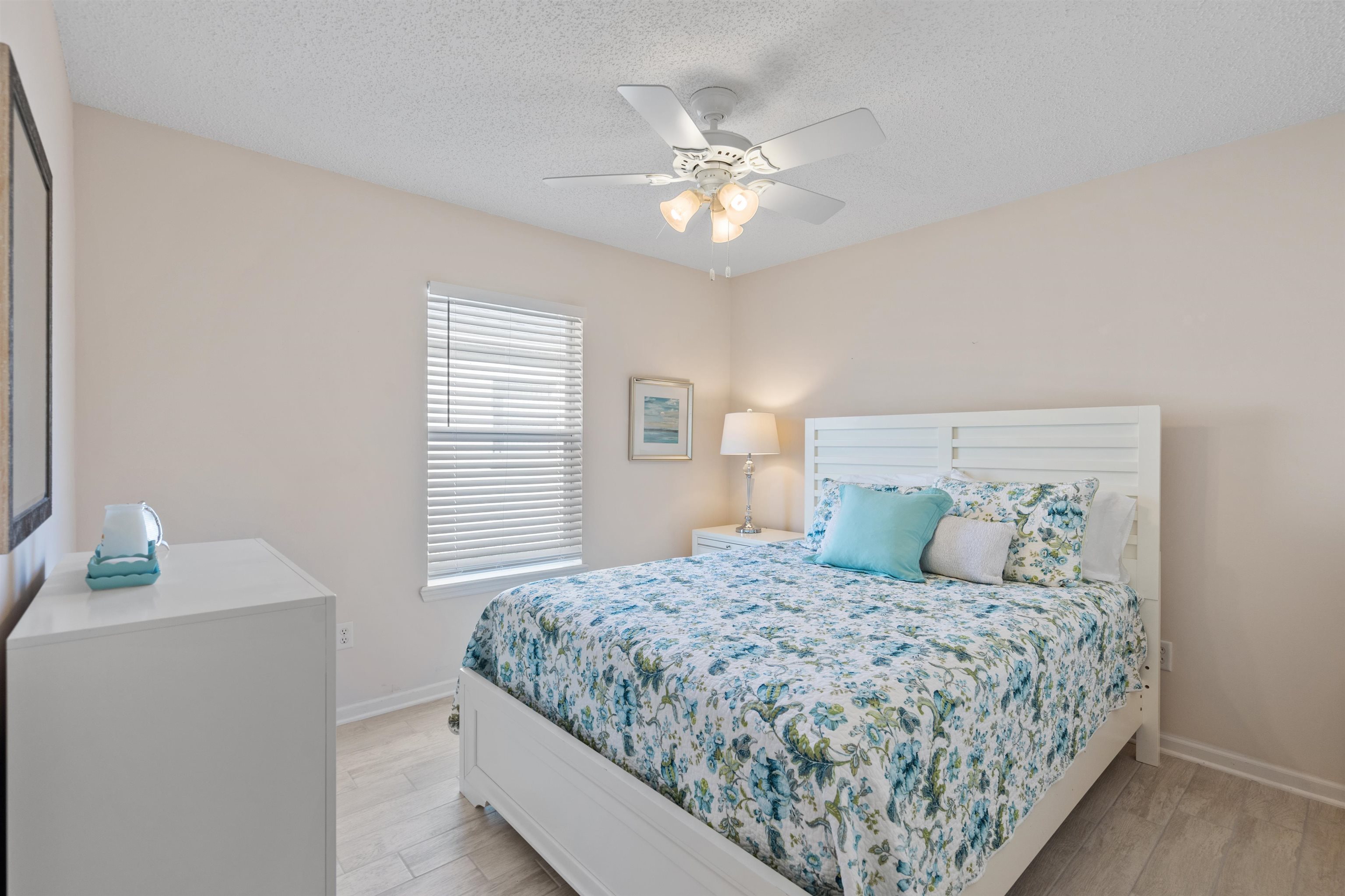 Image 26 of 53 For 913 Oak Arbor Cir
