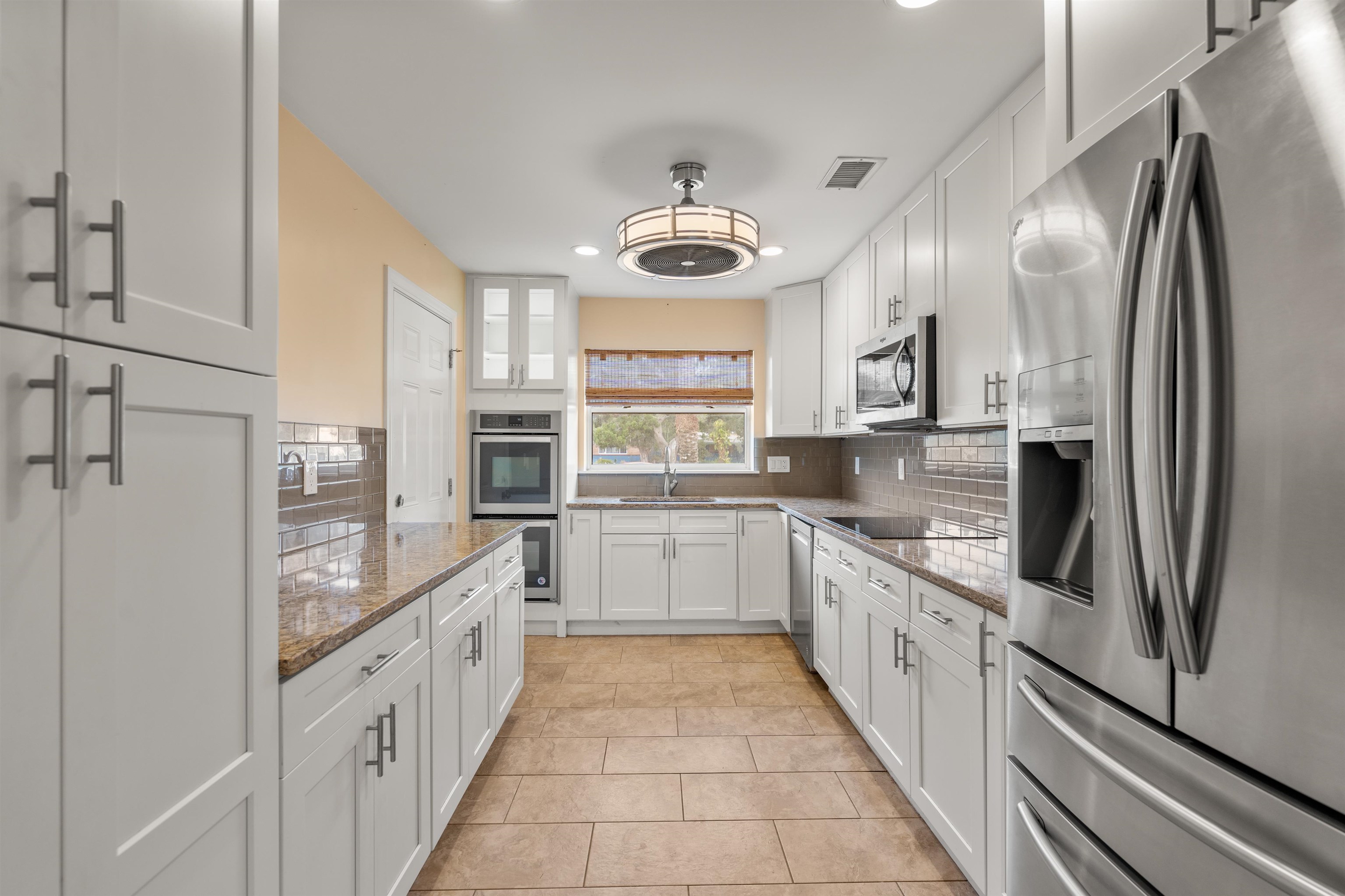 Image 17 of 39 For 146 Menendez Rd