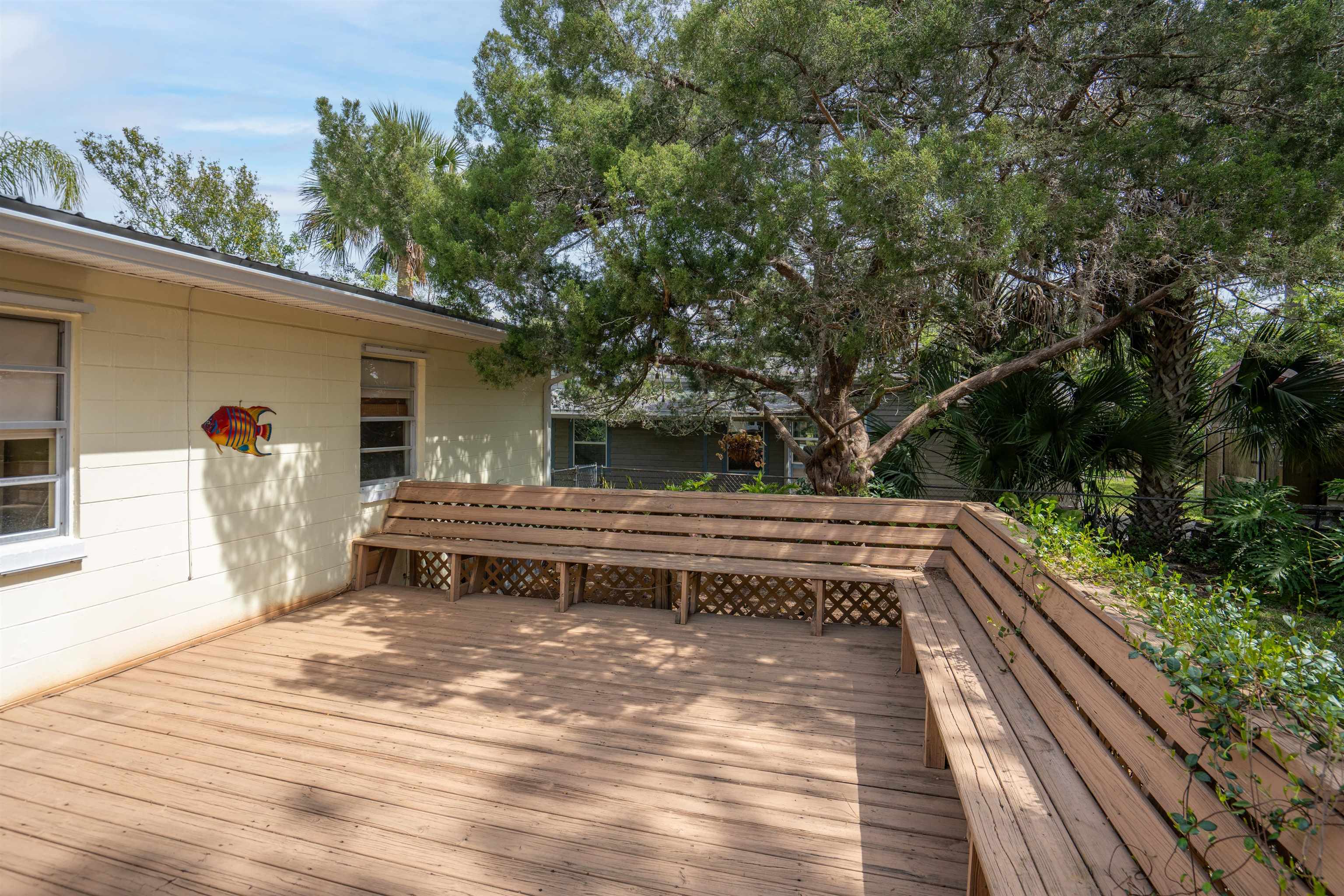 Image 4 of 39 For 146 Menendez Rd