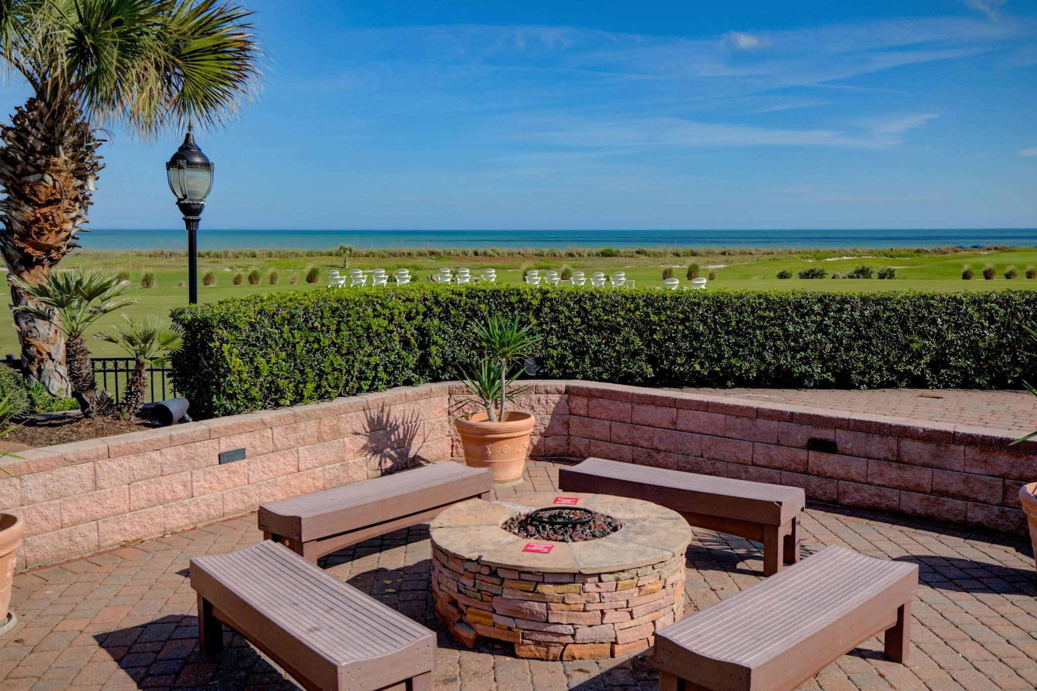 Image 39 of 54 For 200 Ocean Crest Dr  224