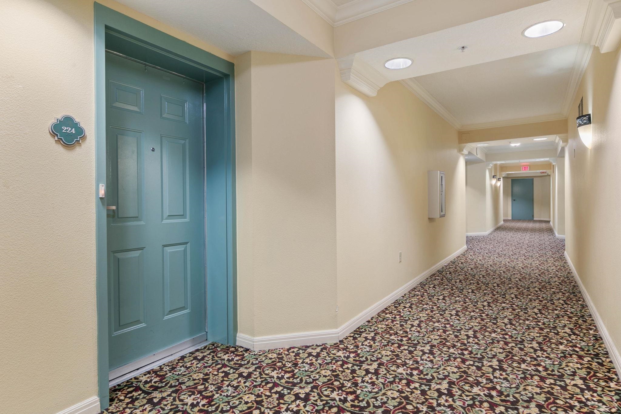 Image 4 of 54 For 200 Ocean Crest Dr  224