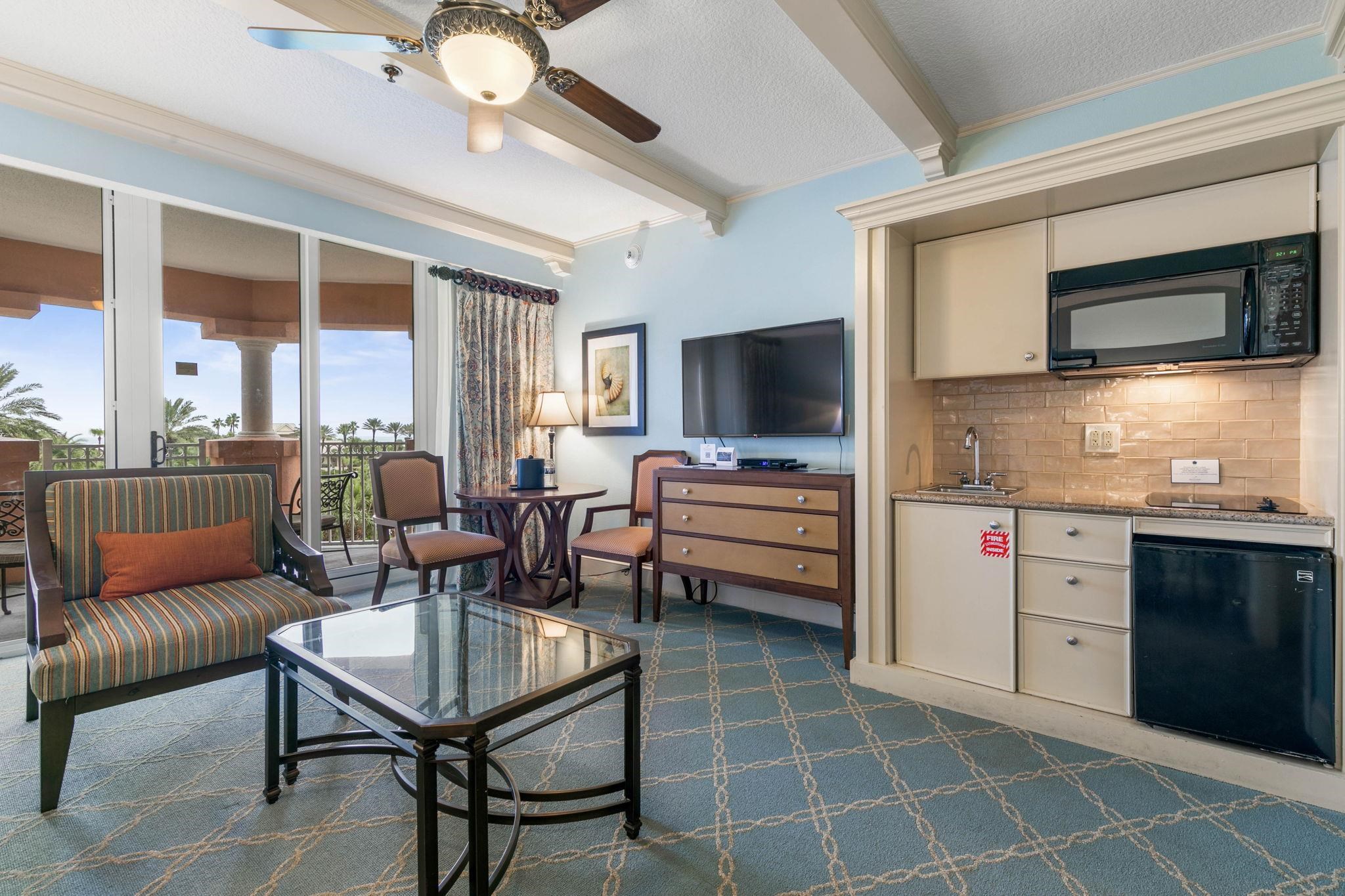 Image 7 of 54 For 200 Ocean Crest Dr  224