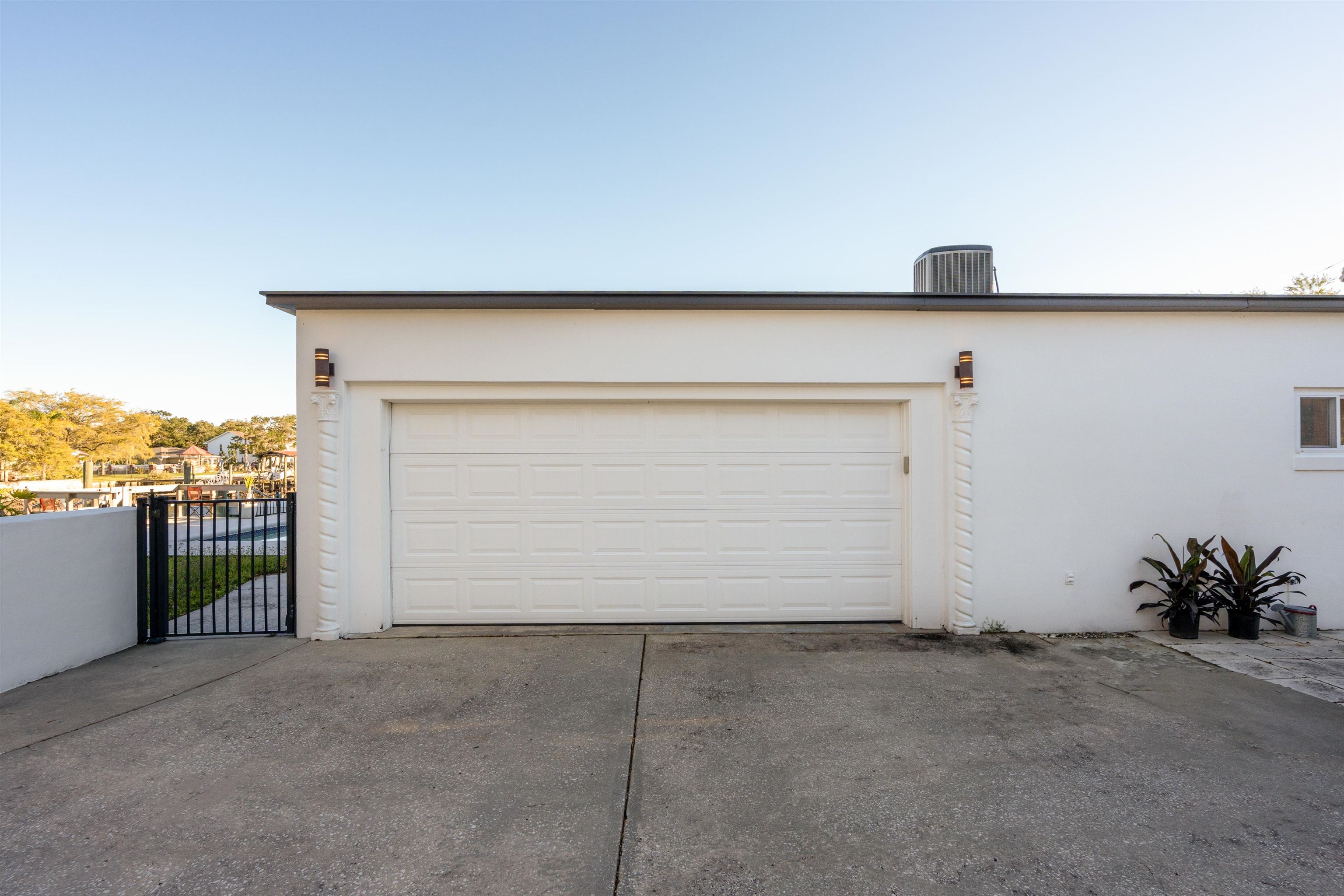 Image 56 of 80 For 101 Dolphin Dr