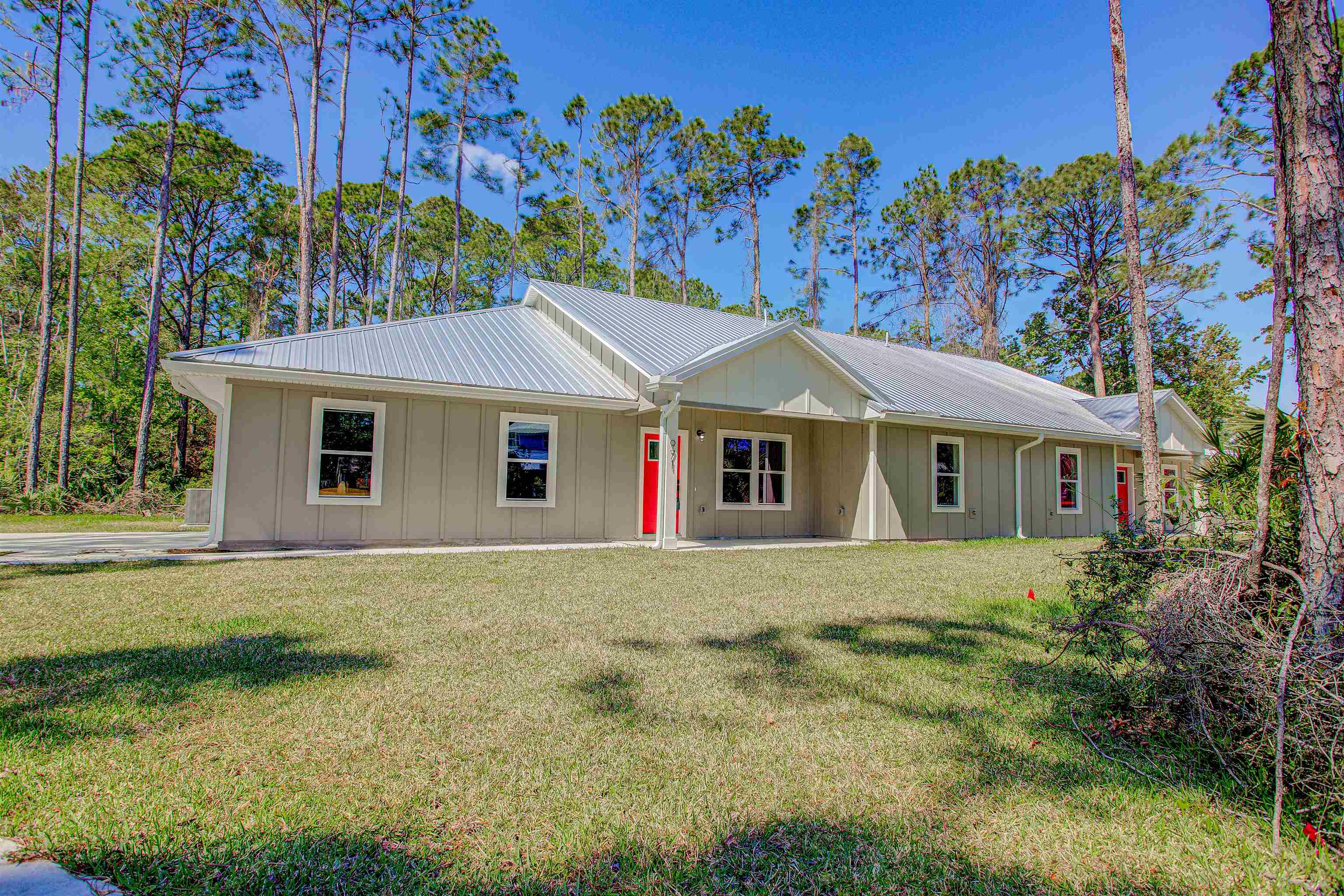 Image 10 of 99 For 971 & 967 Irma Way