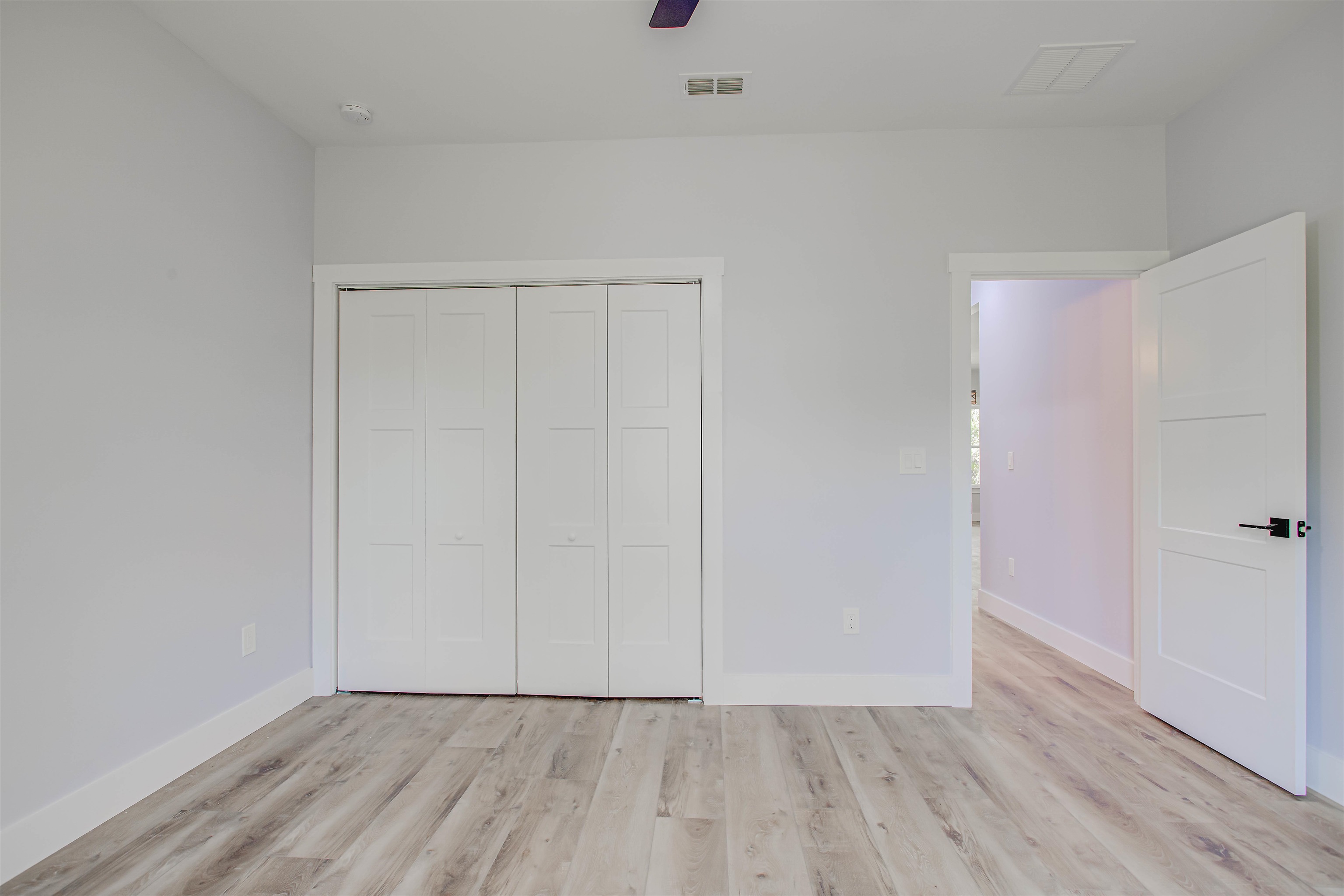 Image 87 of 99 For 971 & 967 Irma Way