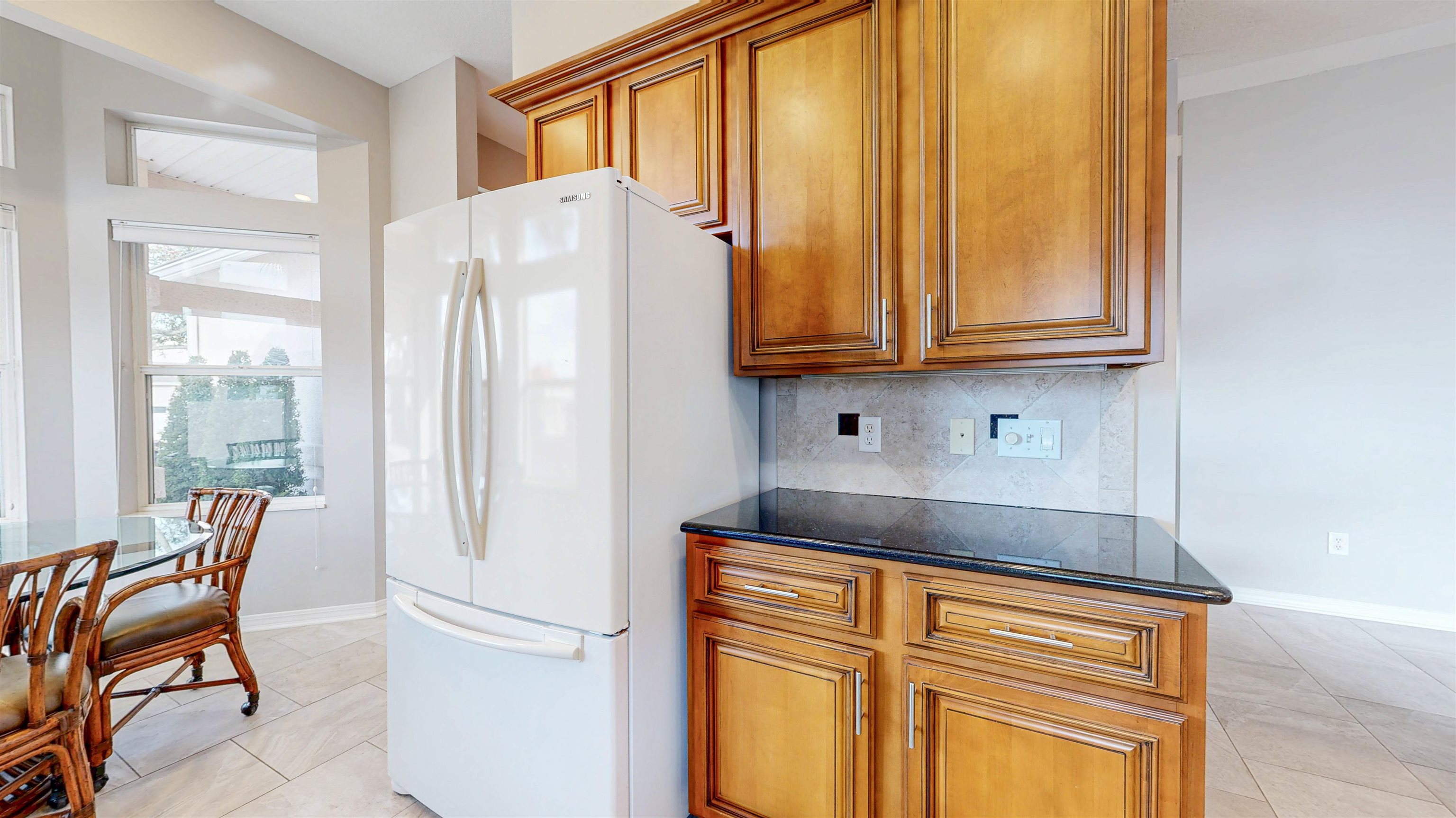 Image 17 of 49 For 200 Sea Woods Dr N
