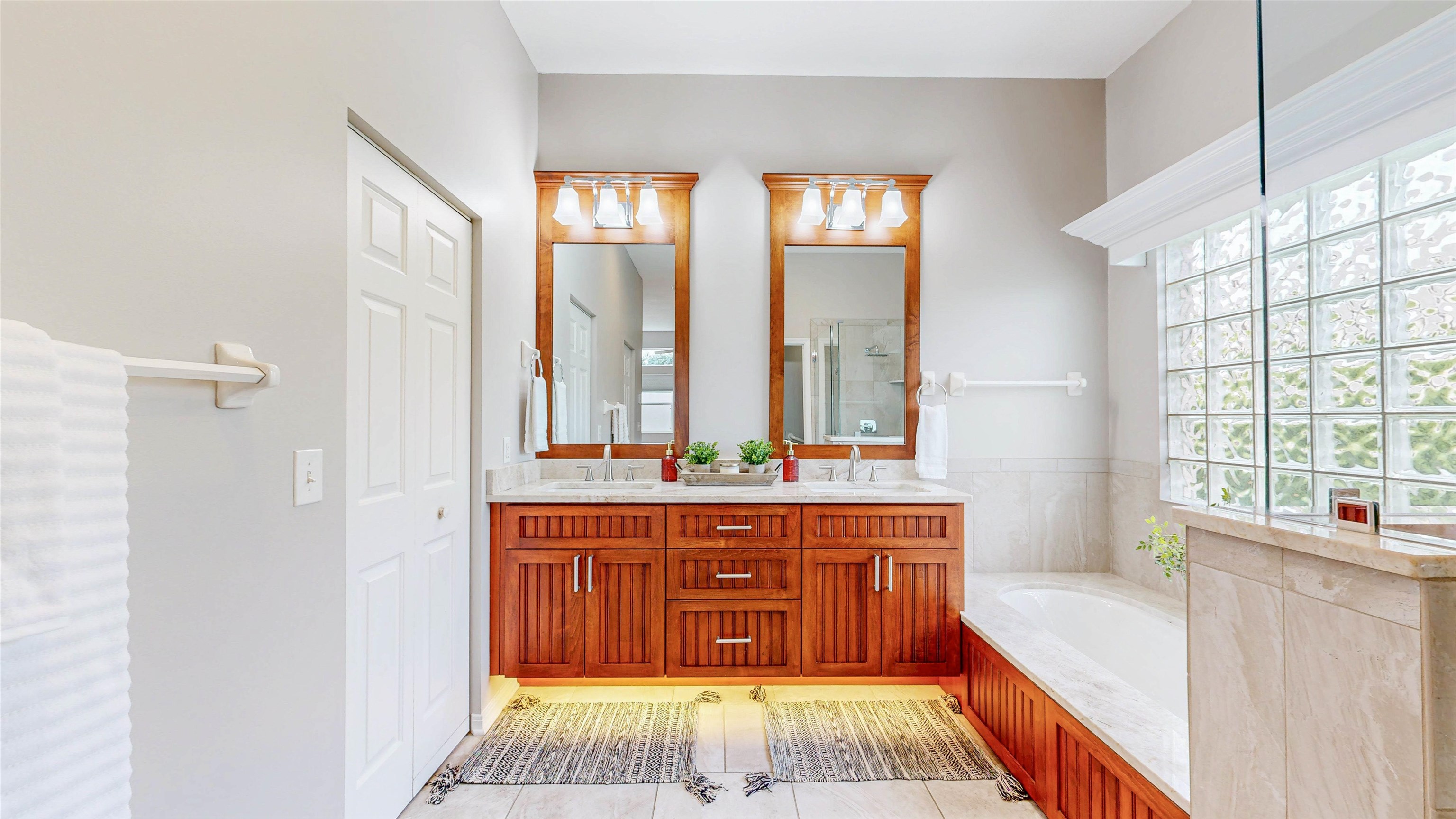 Image 24 of 49 For 200 Sea Woods Dr N