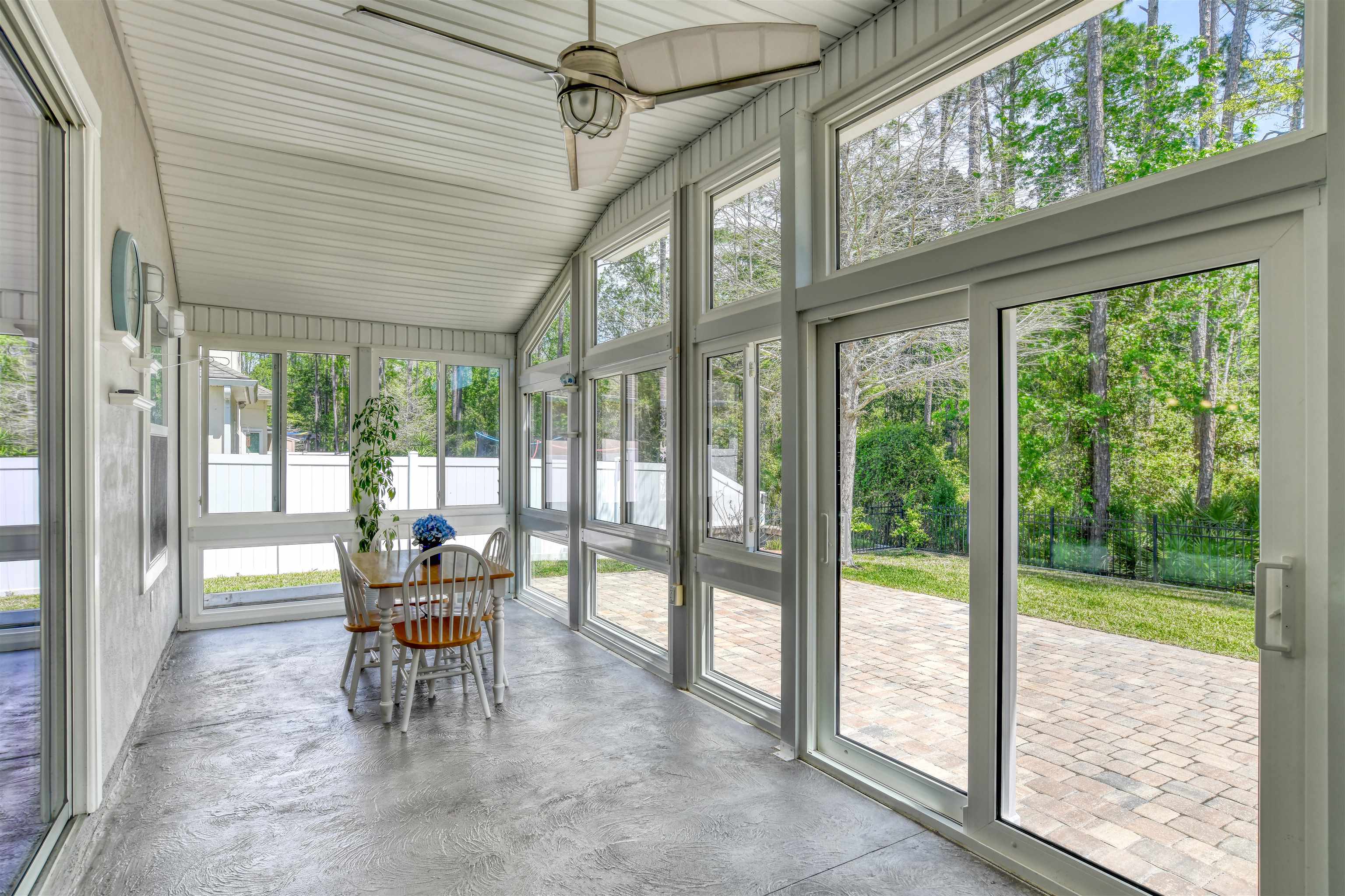 Image 18 of 46 For 485 Crescent Key Dr