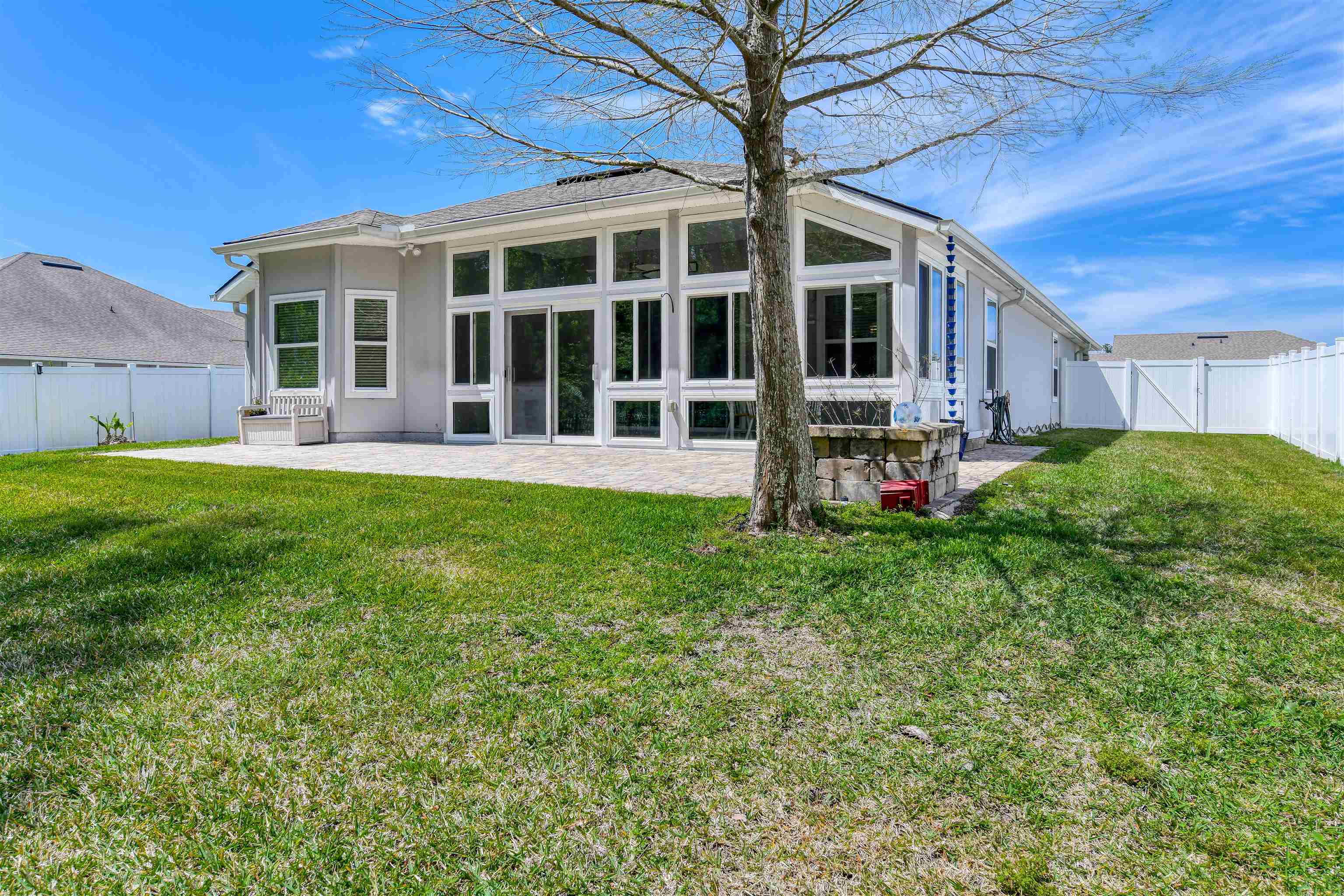 Image 22 of 46 For 485 Crescent Key Dr