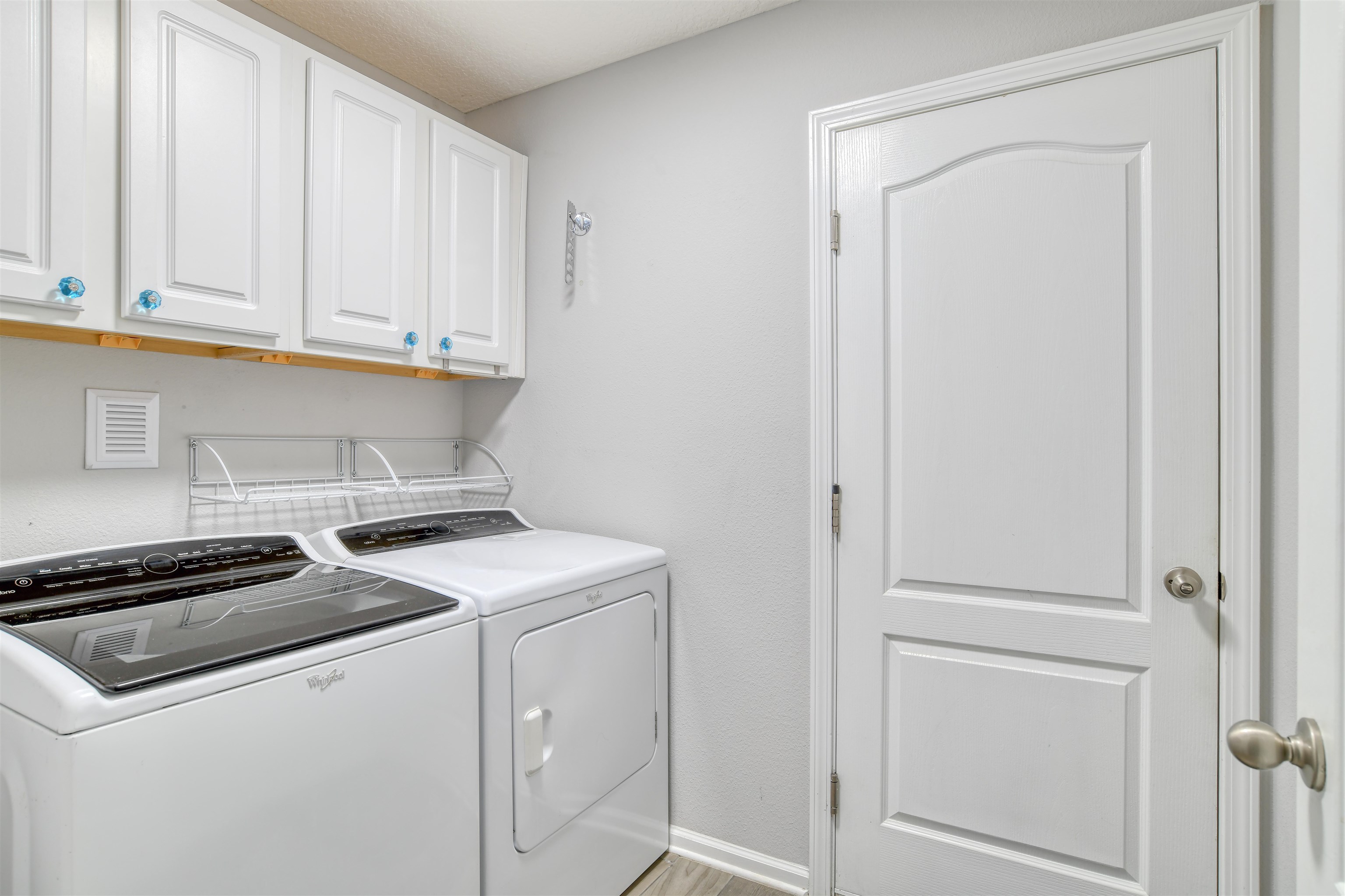 Image 36 of 46 For 485 Crescent Key Dr