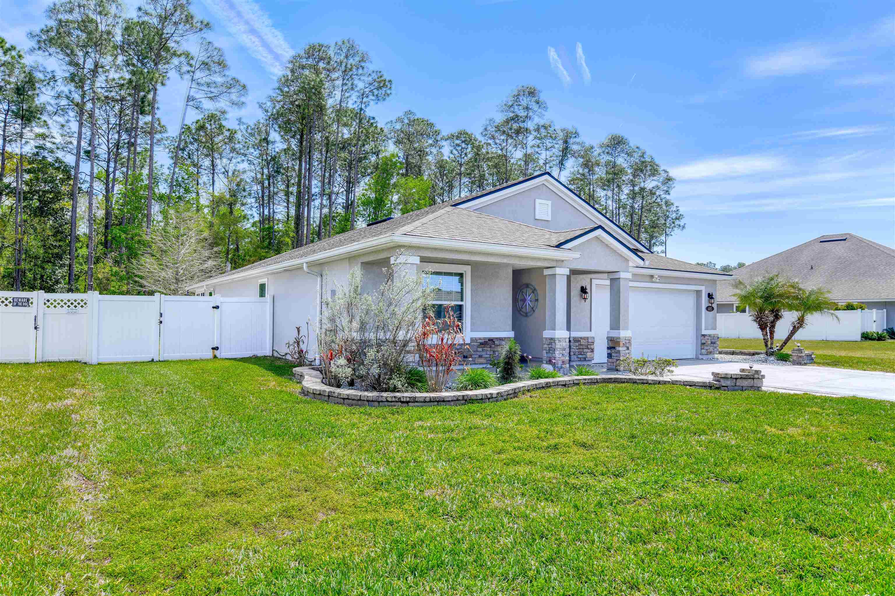 Image 4 of 46 For 485 Crescent Key Dr
