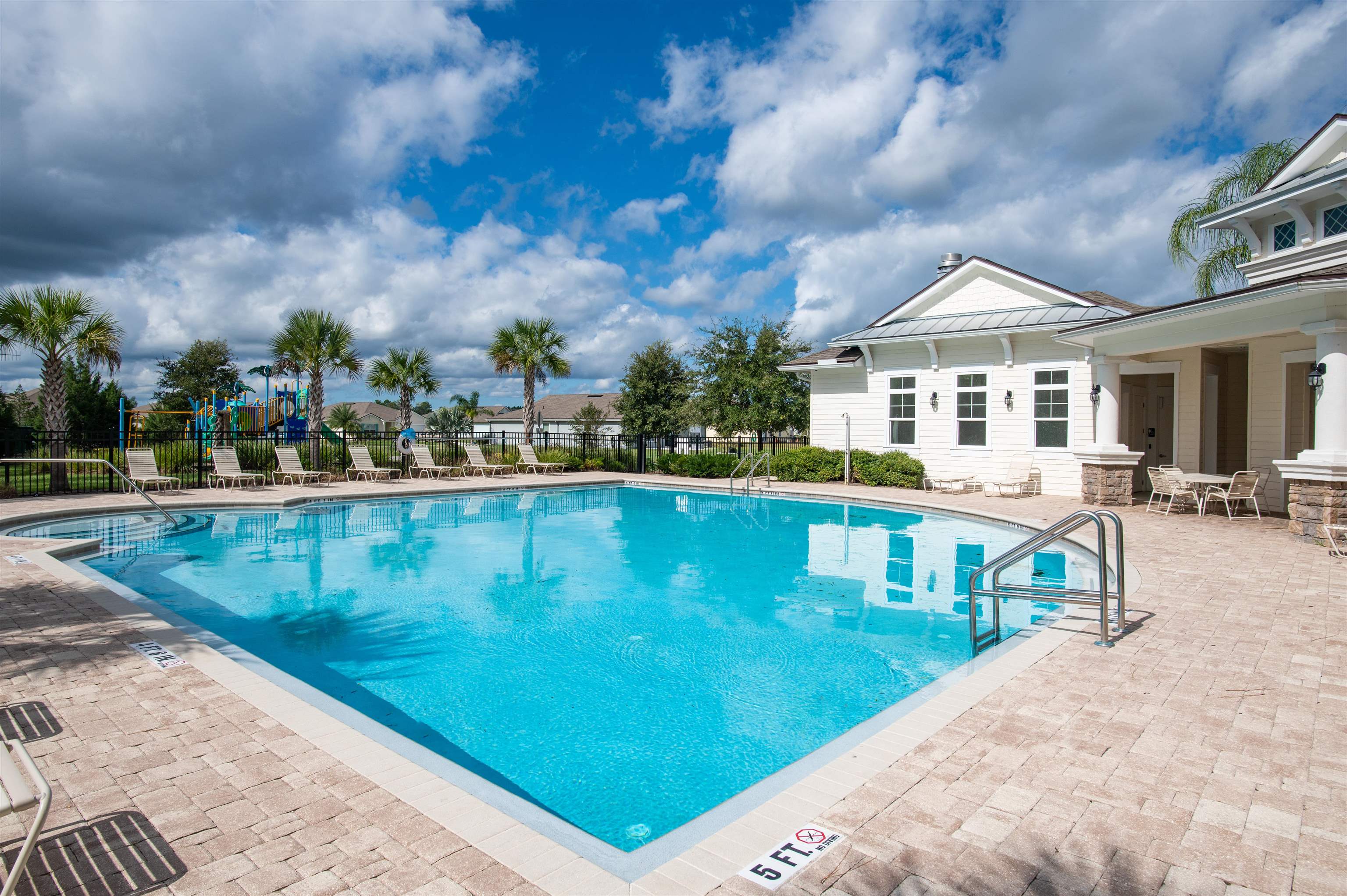 Image 43 of 46 For 485 Crescent Key Dr