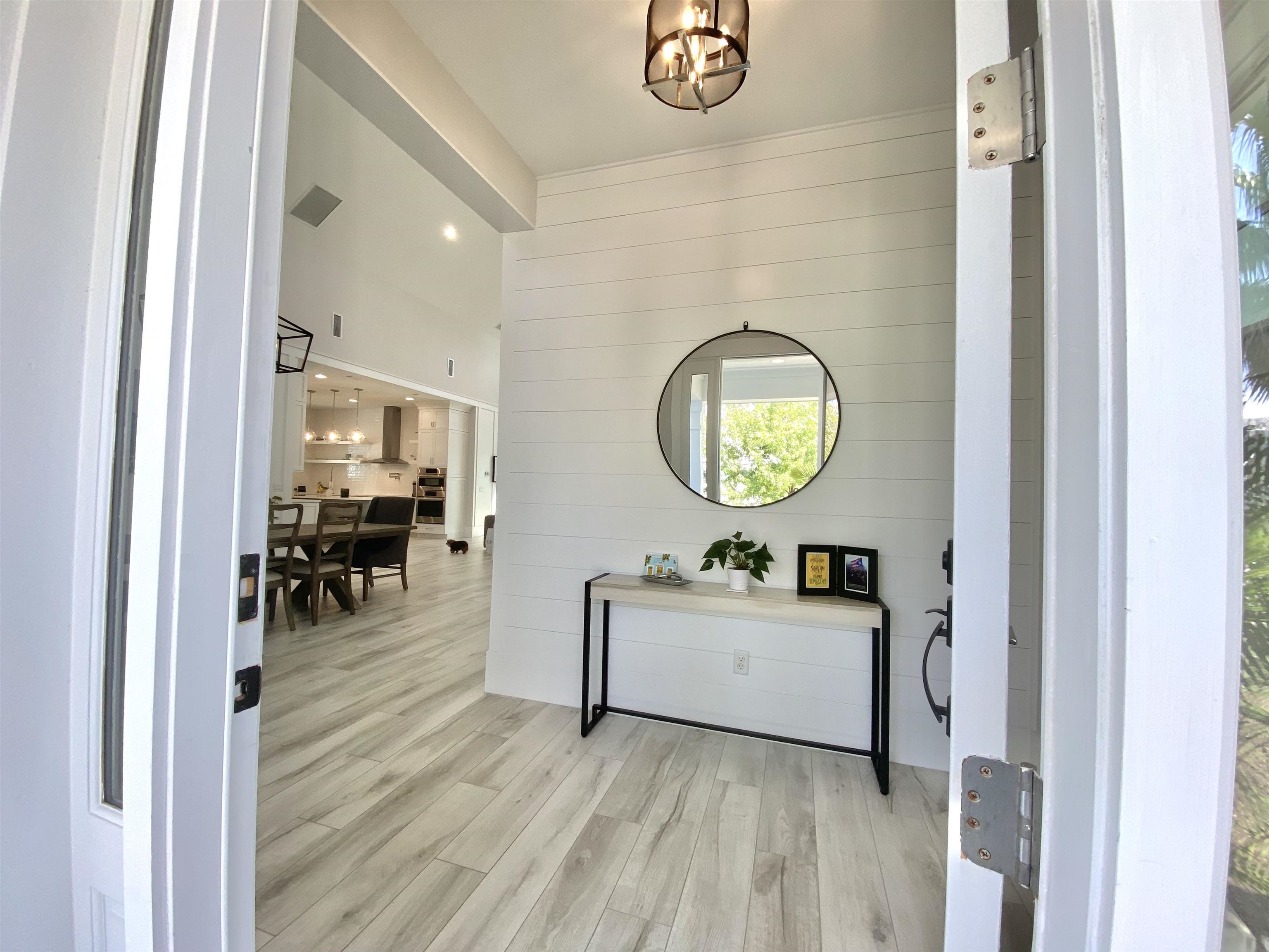 Image 10 of 63 For 143 Ridgeway Rd