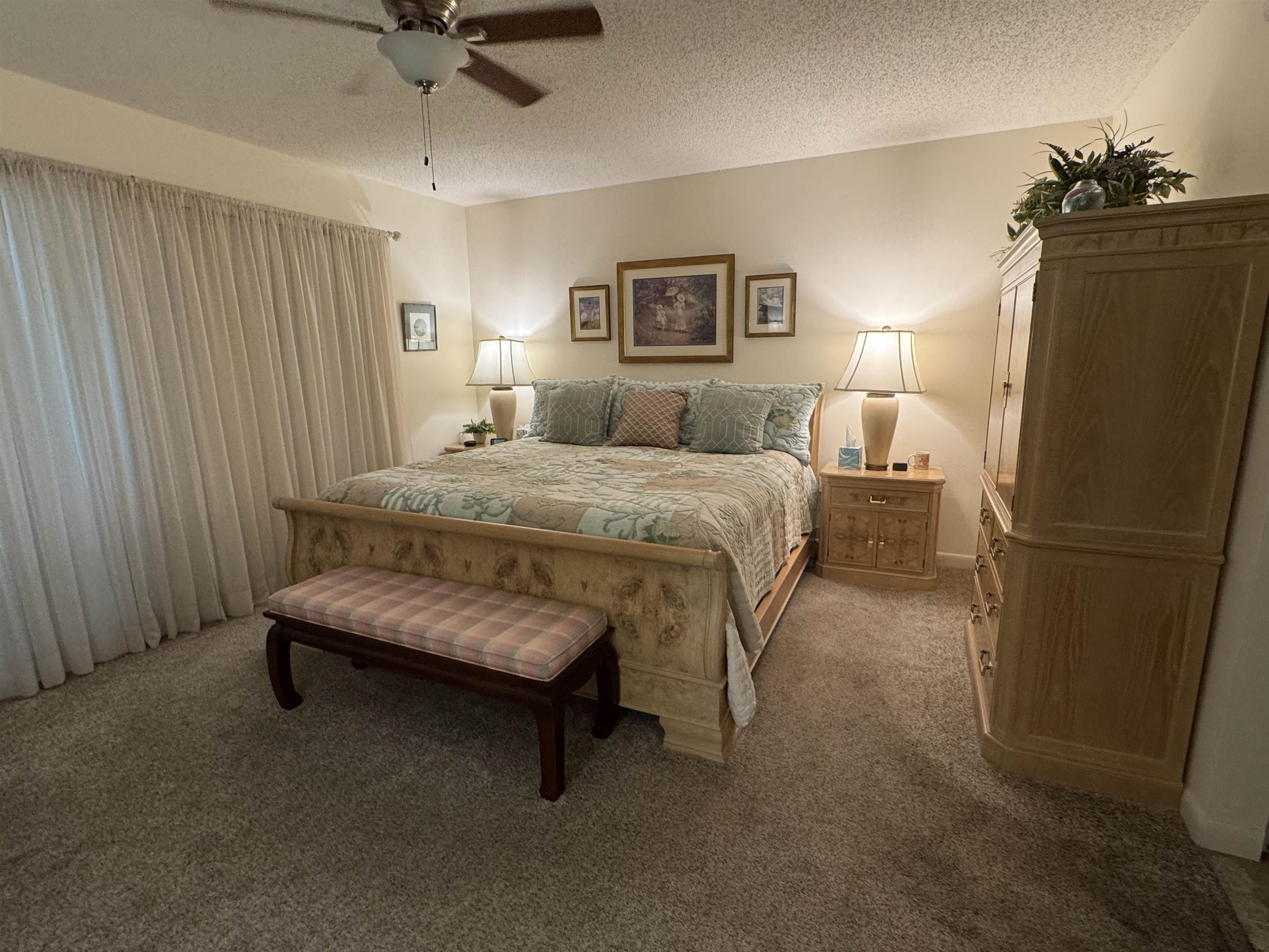 Image 18 of 29 For 81 Village Las Palmas Cir  81