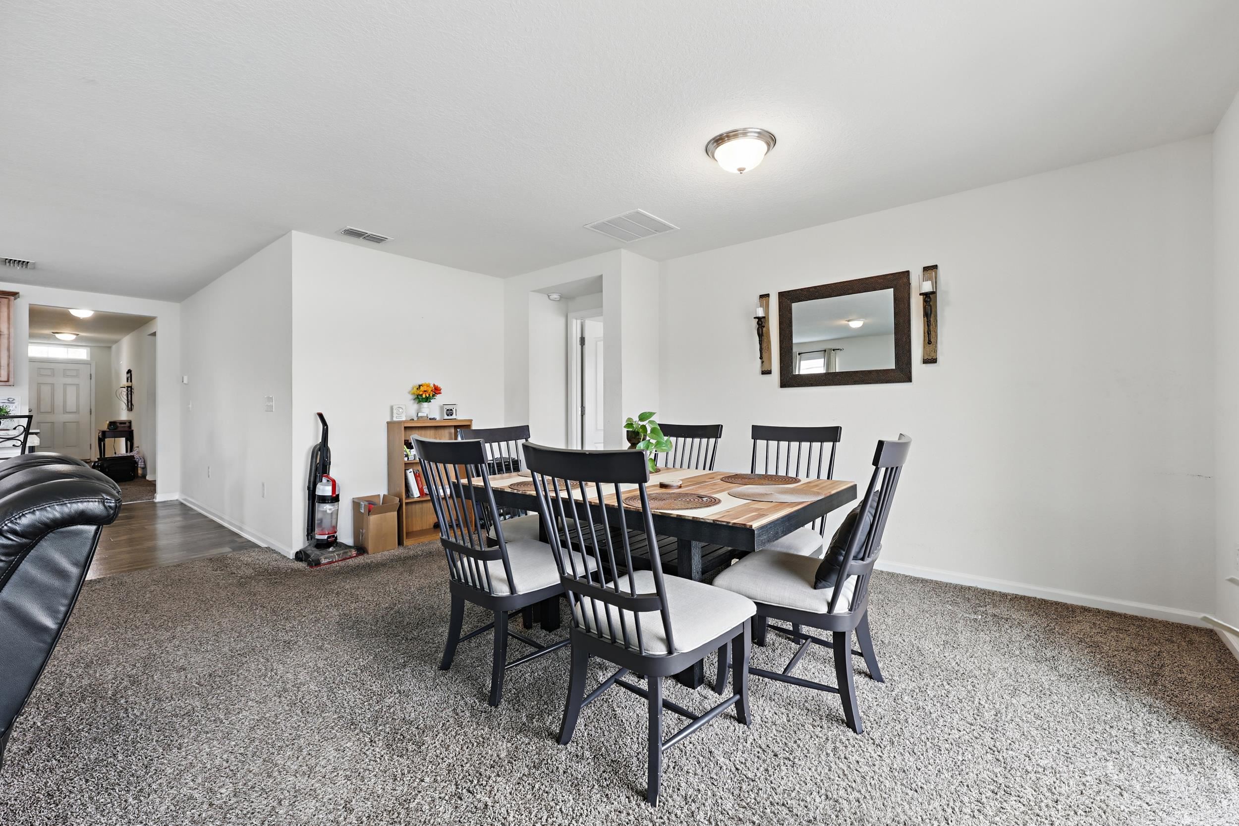 Image 22 of 47 For 6781 Hanford Street