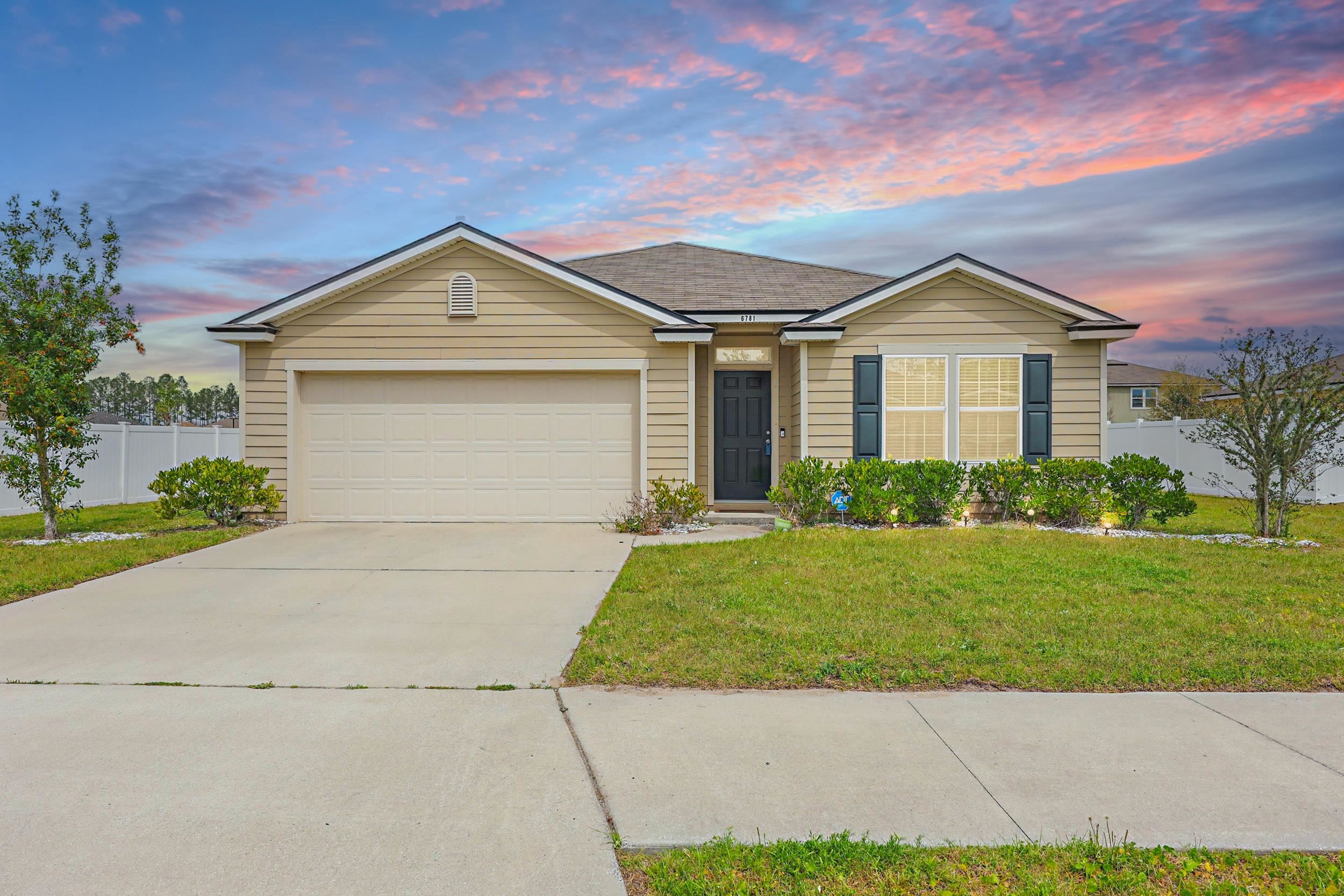 Image 3 of 47 For 6781 Hanford Street