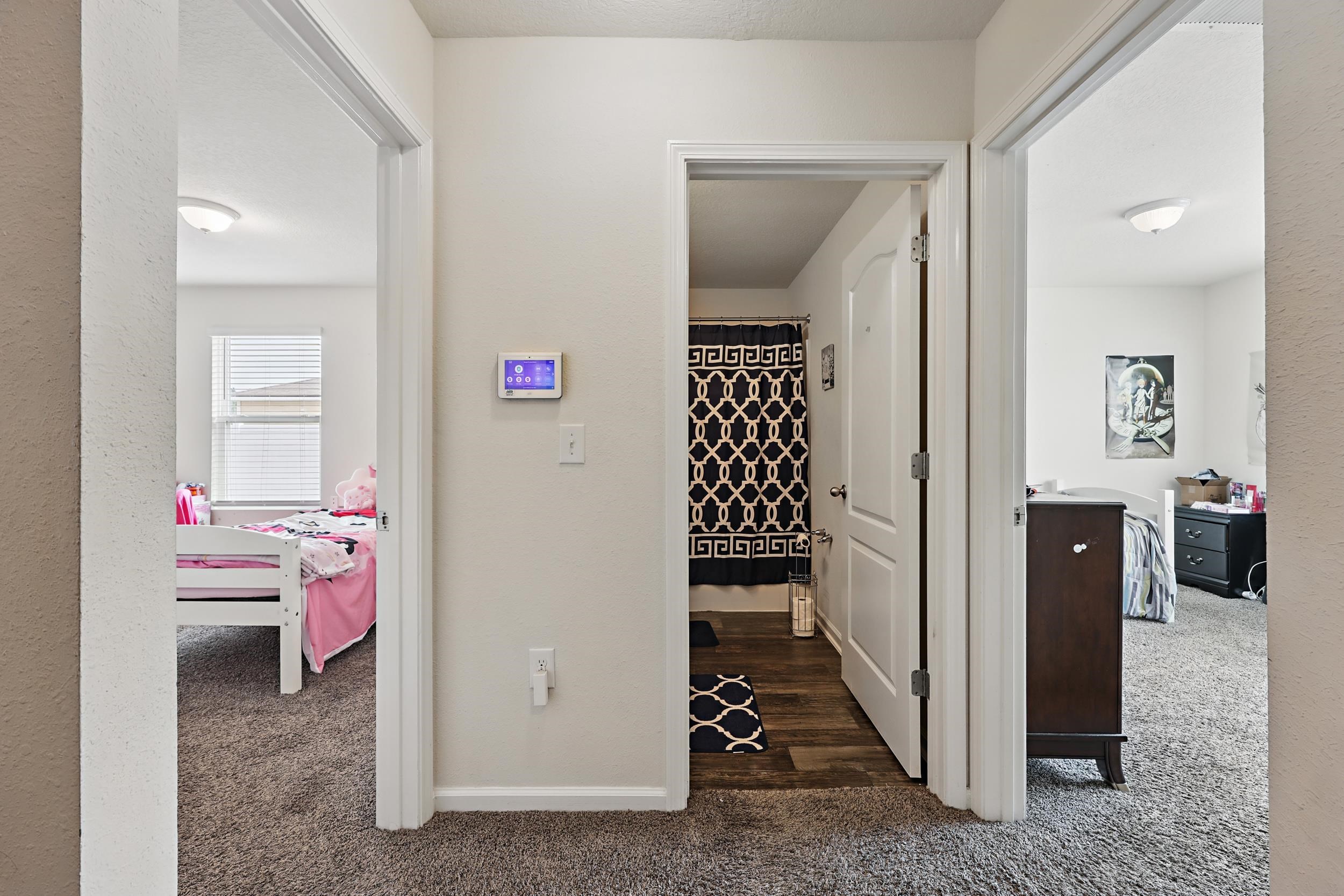 Image 34 of 47 For 6781 Hanford Street