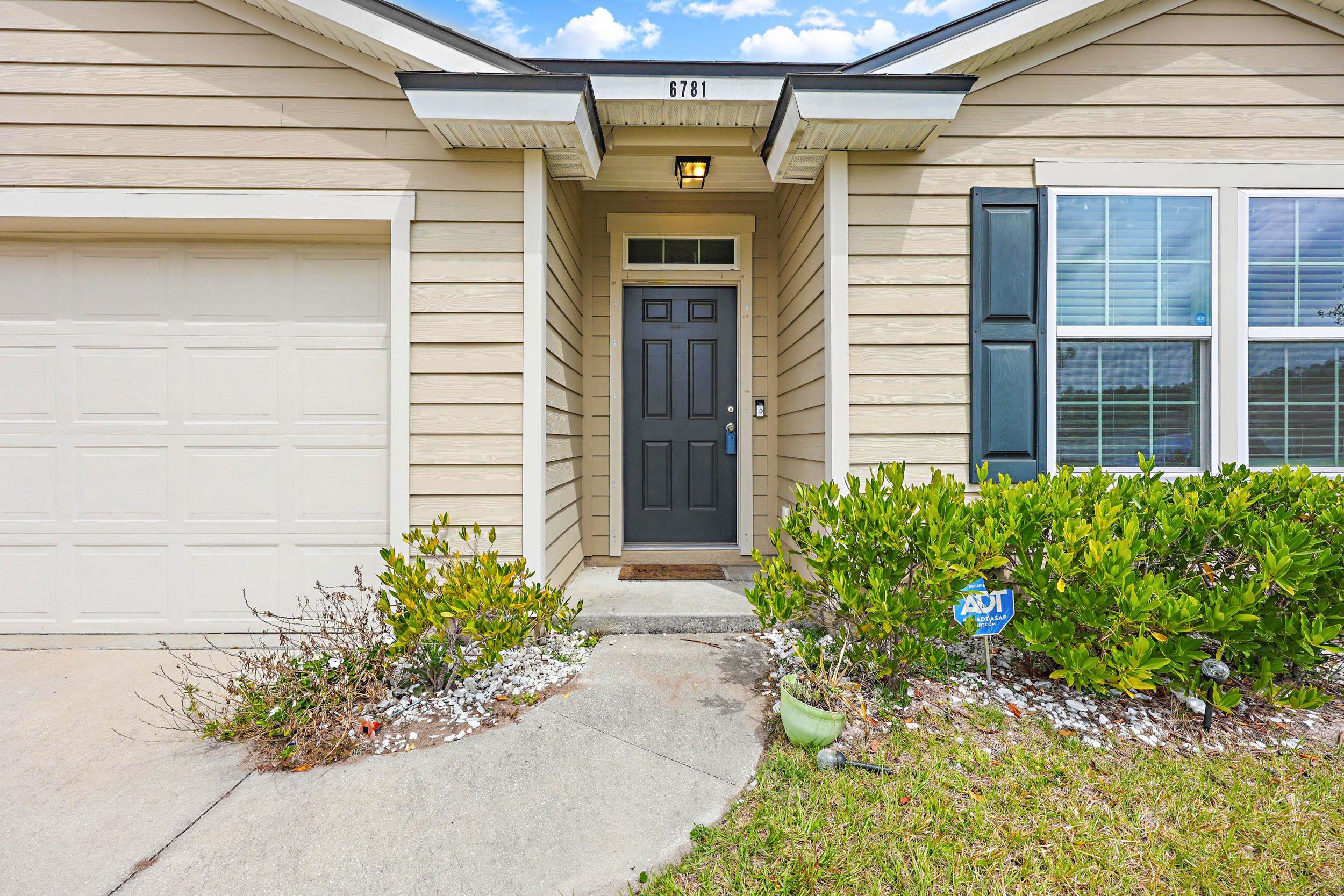 Image 6 of 47 For 6781 Hanford Street