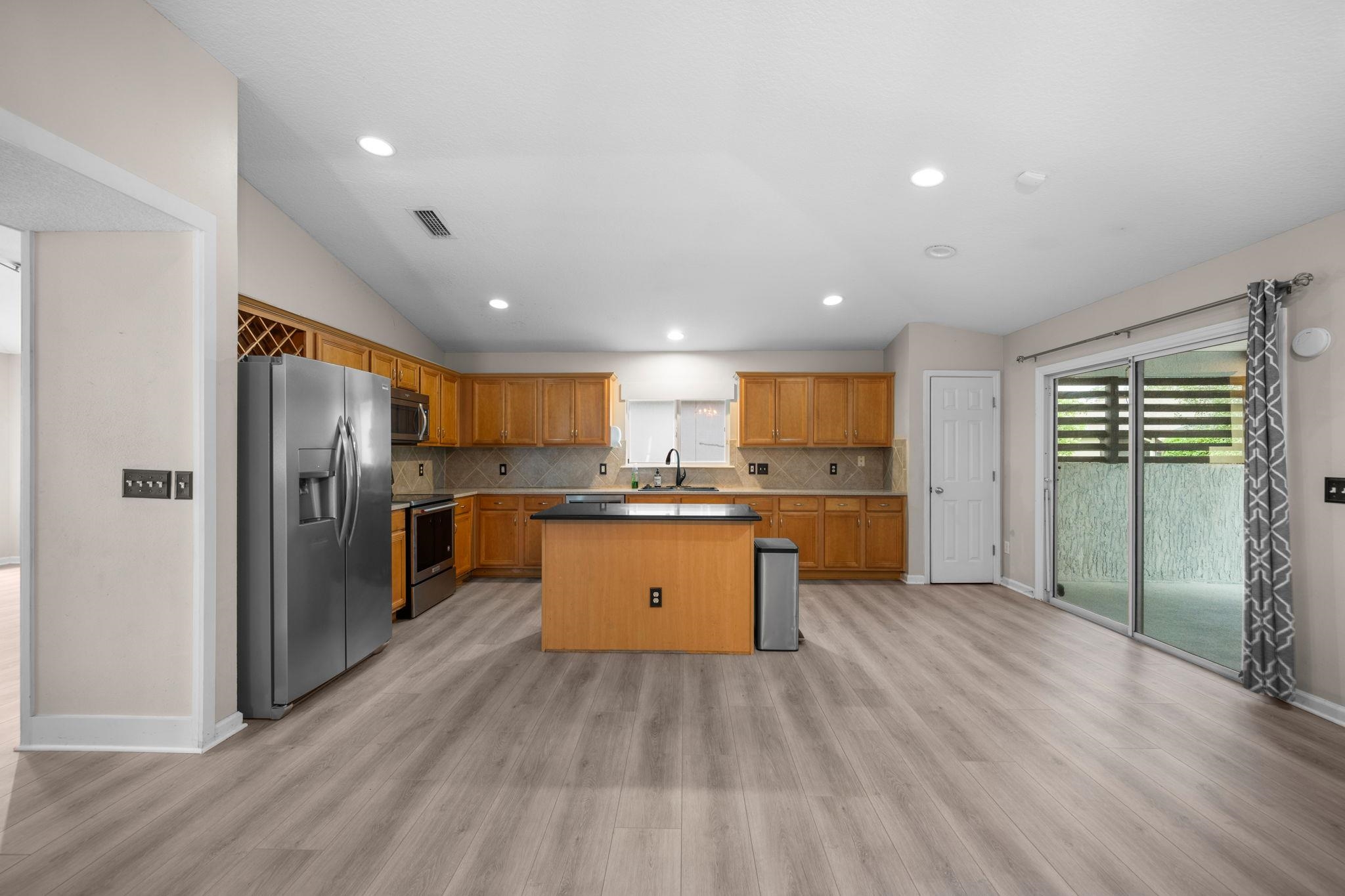 Image 10 of 34 For 5036 Cypress Links Blvd