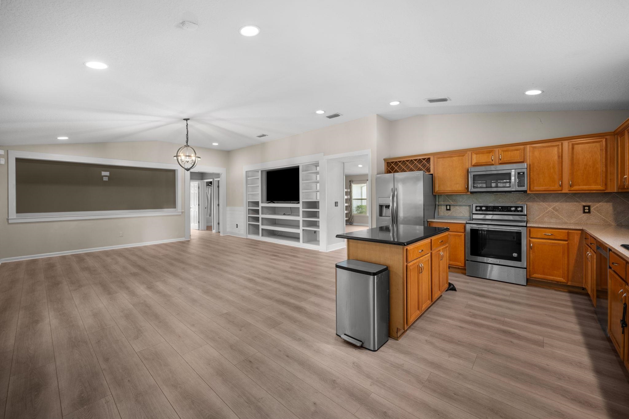Image 16 of 34 For 5036 Cypress Links Blvd