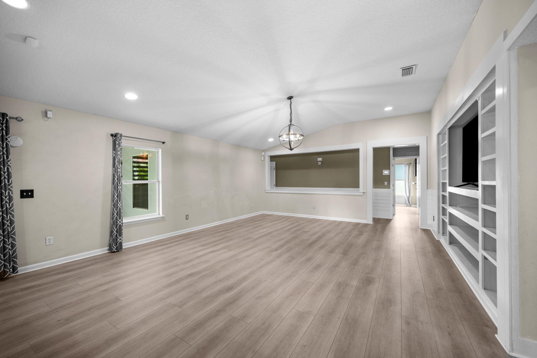 Image 20 of 34 For 5036 Cypress Links Blvd
