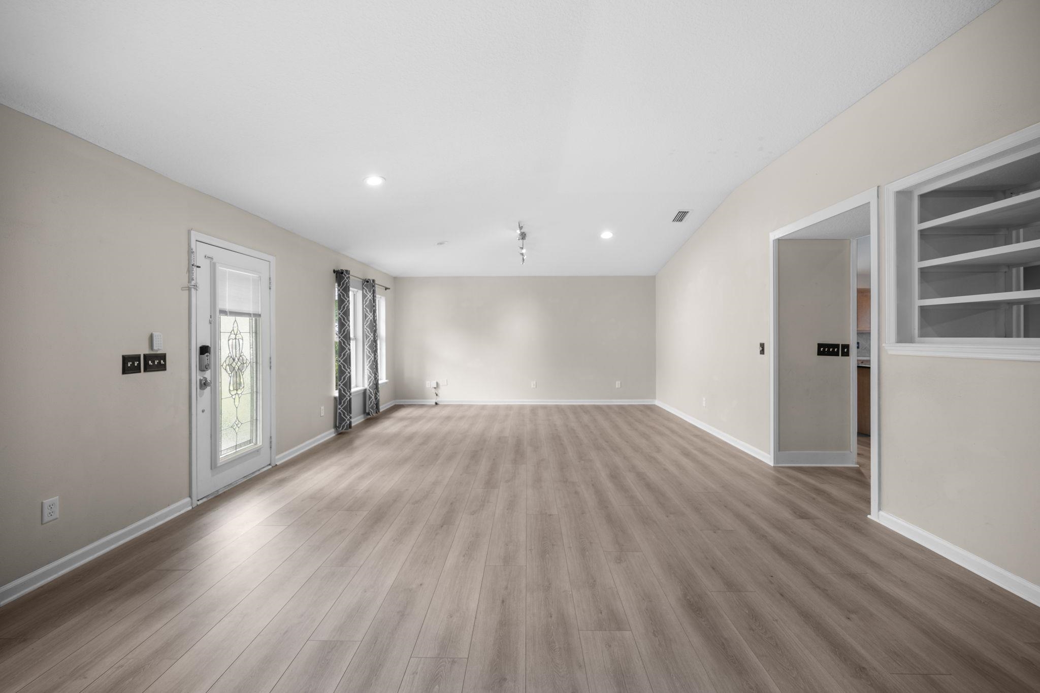 Image 9 of 34 For 5036 Cypress Links Blvd