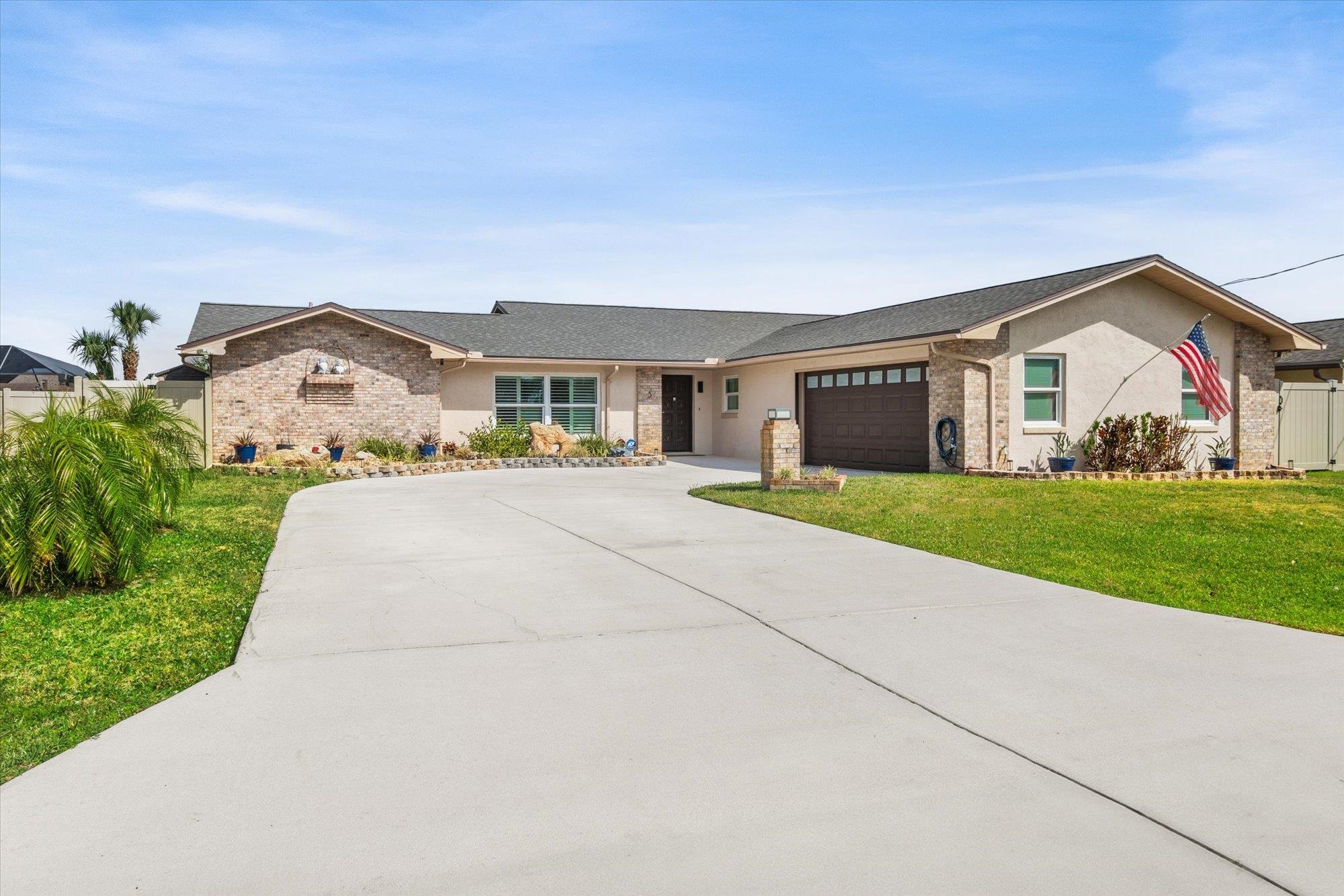 Image 2 of 51 For 5 Cheyenne Court