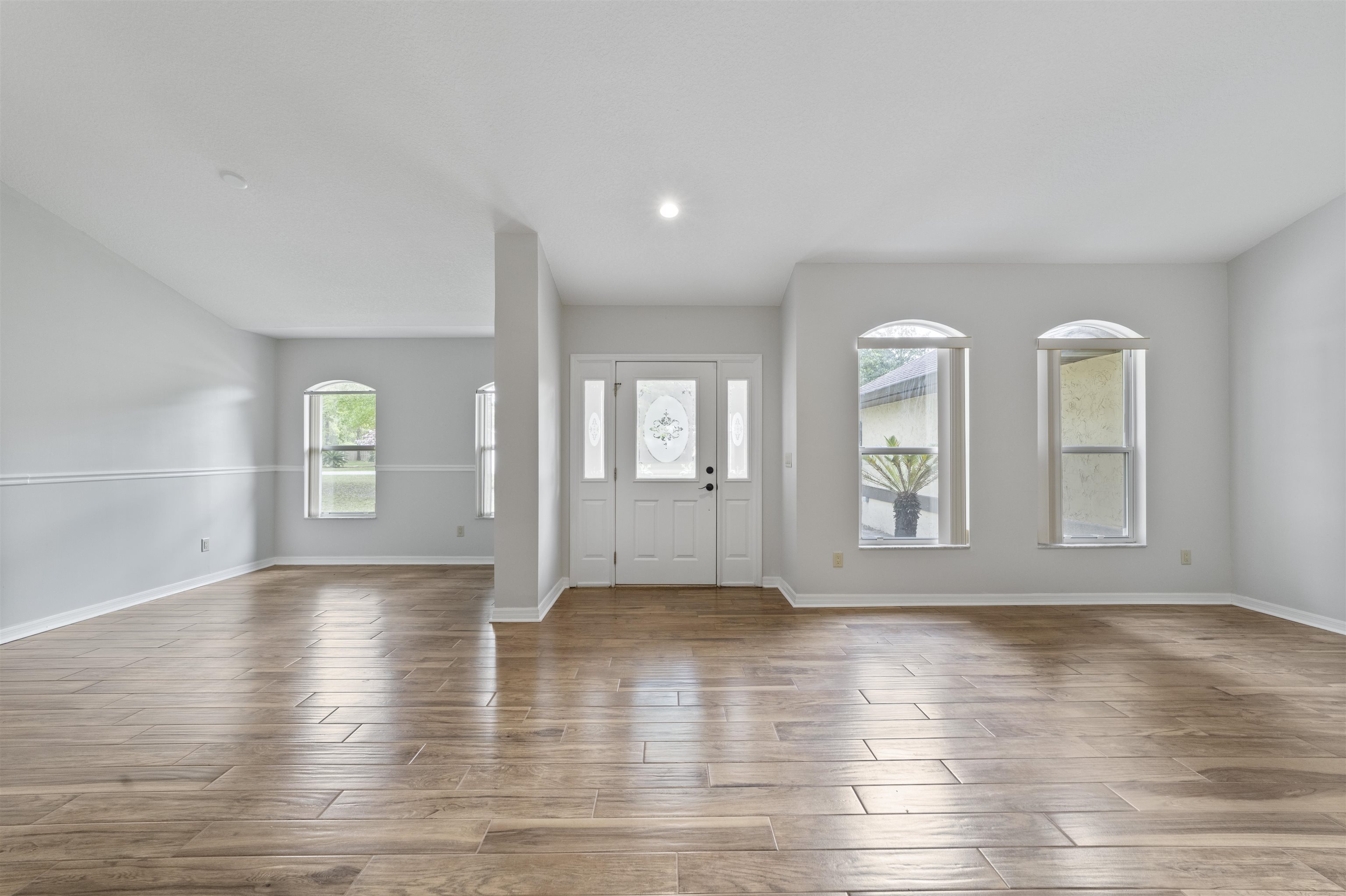 Image 6 of 54 For 3548 Kings Rd S