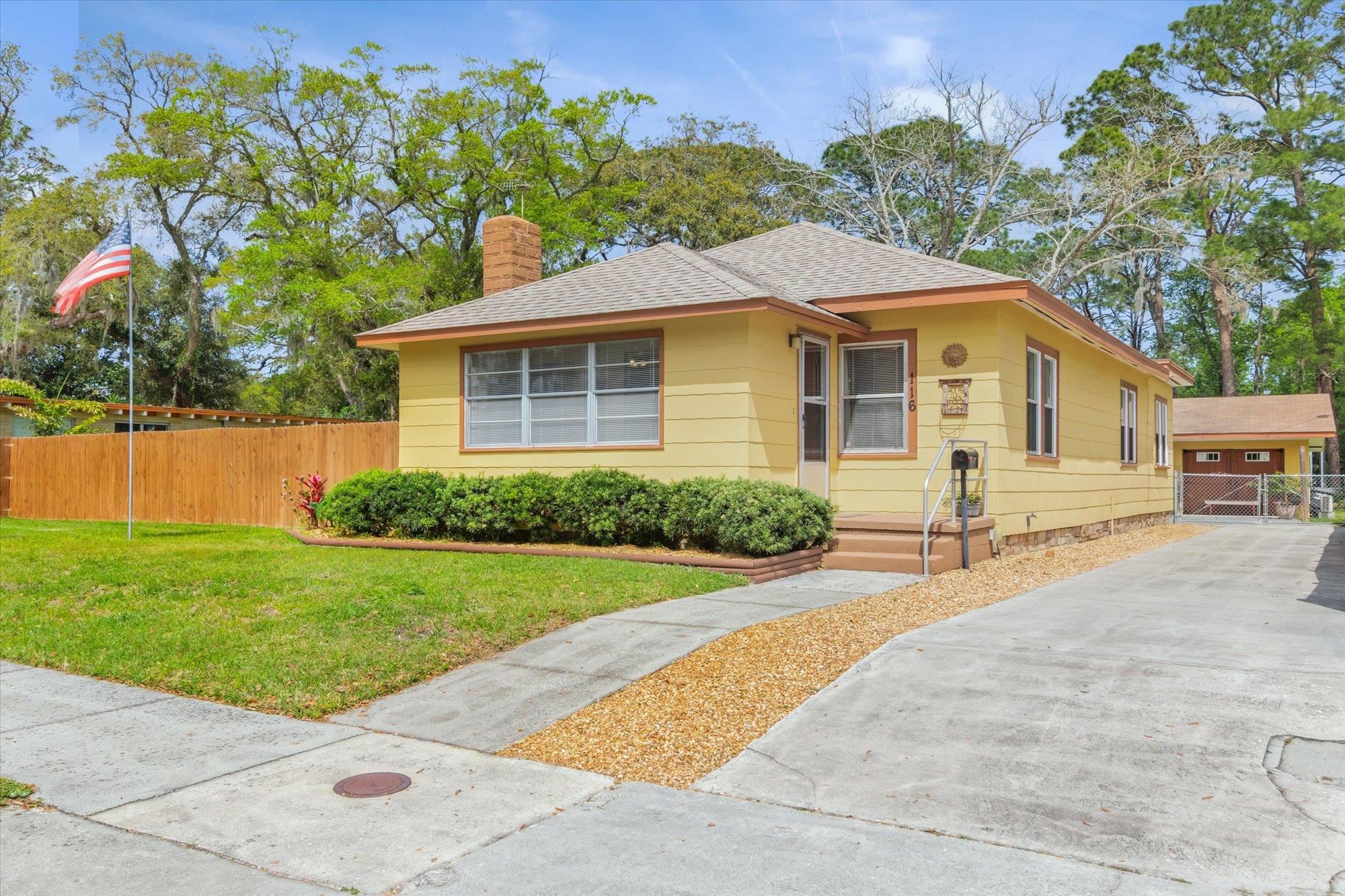 Image 33 of 43 For 116 Colon Avenue