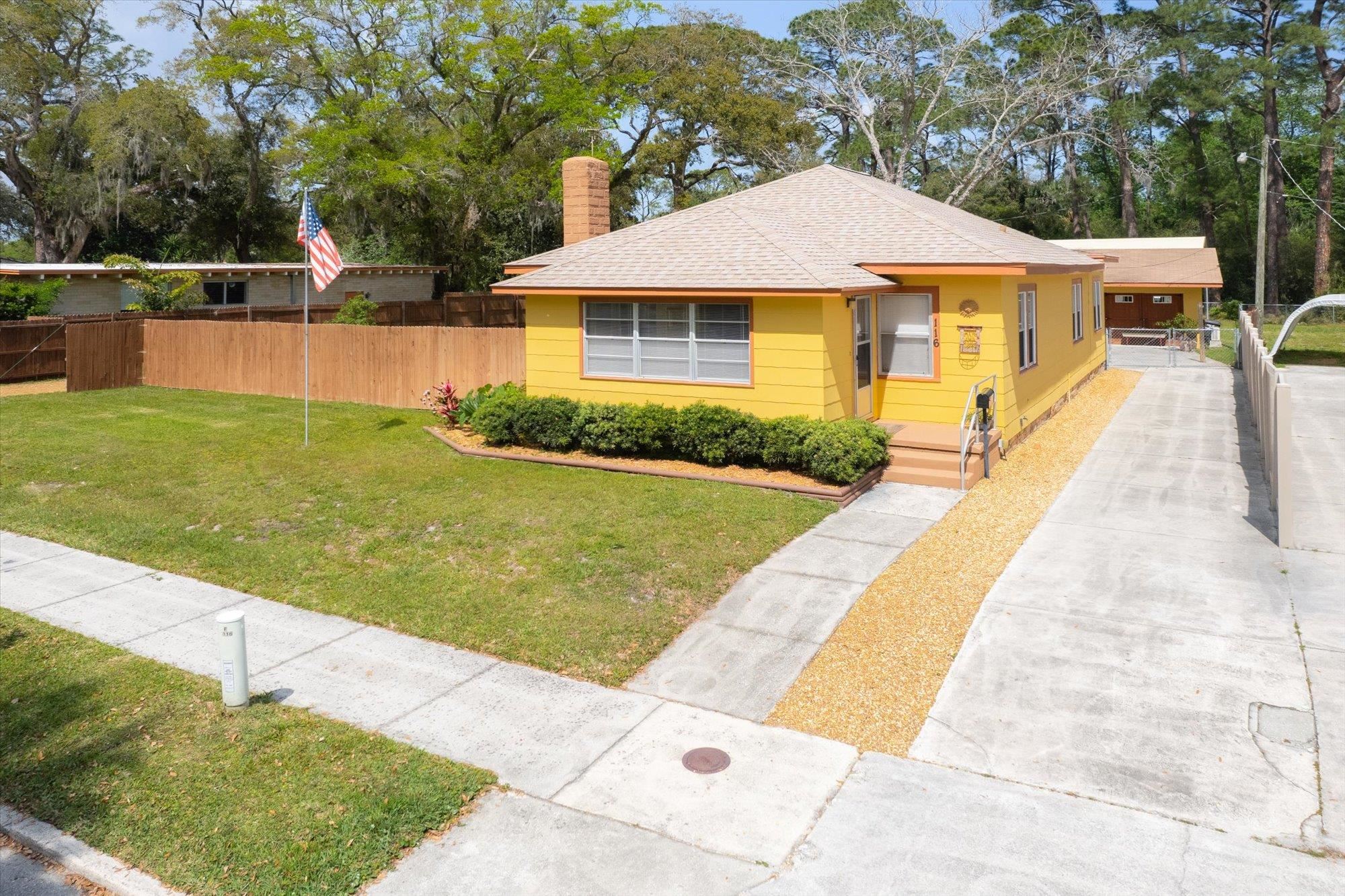 Image 38 of 43 For 116 Colon Avenue