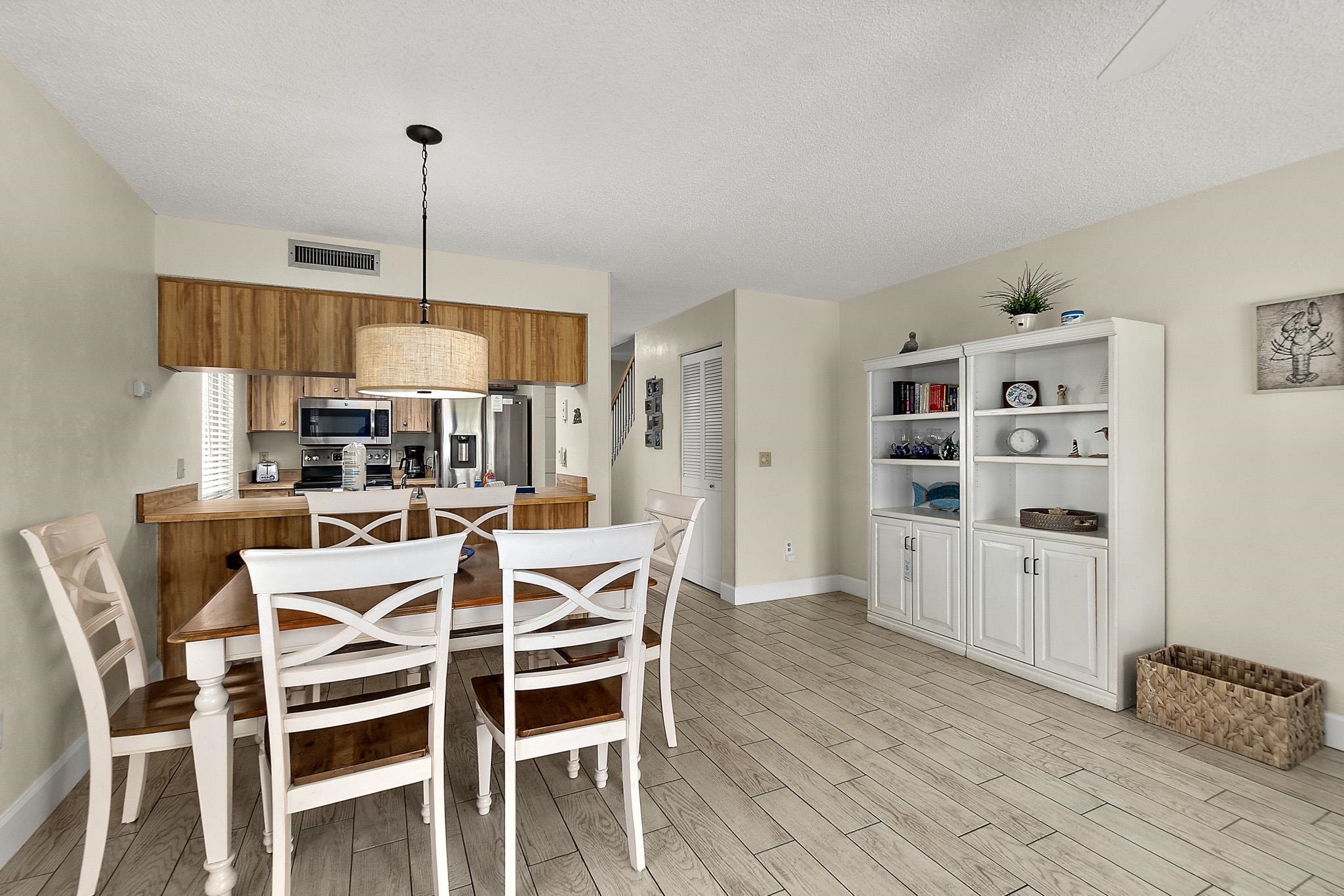 Image 9 of 38 For 826 A1a Beach Blvd  21