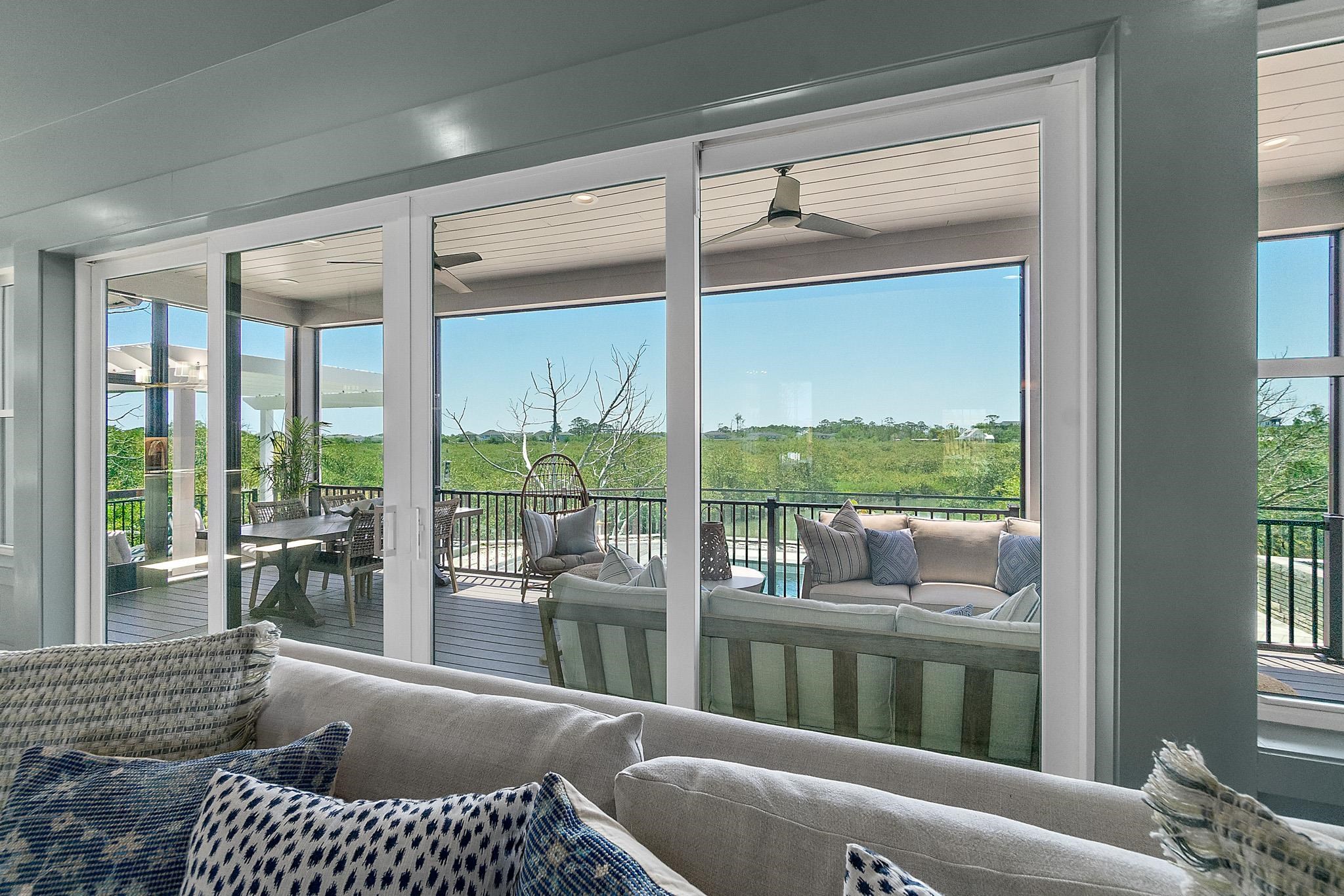 Image 15 of 100 For 214 Pelican Reef Dr